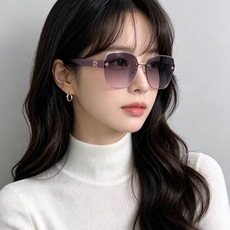 🔺 【香奈儿】开春新款 潮流爆款 时尚方框太阳镜 高品质 佩戴舒适 网红潮款墨镜 女士高清加厚偏光太阳镜🕶️ 🎉高品质T 🔺 【香奈儿】开春新款 潮流爆款 时尚方框太阳镜 高品质 佩戴舒适 网红潮款墨镜 女士高清加厚偏光太阳镜🕶️ 🎉高品质T