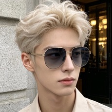 ♦️LV 新款男女情侣款太阳镜多边形墨镜iP电镀永不褪色 超轻超有弹性整幅眼镜无螺丝重要的是压不坏 高清尼龙镜片、精湛 ♦️LV 新款男女情侣款太阳镜多边形墨镜iP电镀永不褪色 超轻超有弹性整幅眼镜无螺丝重要的是压不坏 高清尼龙镜片、精湛