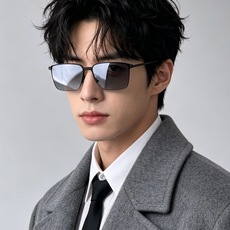 GUCCI 男款炫彩飞行员偏光太阳镜 ❤️材质:高清尼龙加厚卡槽高清偏光镜片 🌹无边框镜架💕颜👍型号:G01810 GUCCI 男款炫彩飞行员偏光太阳镜 ❤️材质:高清尼龙加厚卡槽高清偏光镜片 🌹无边框镜架💕颜👍型号:G01810