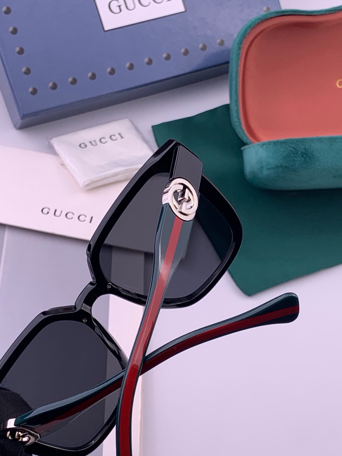 🔺 【GUCCI】开春新款 潮流爆款 时尚方框太阳镜 高品质 佩戴舒适 网红潮款墨镜 型号：G1620