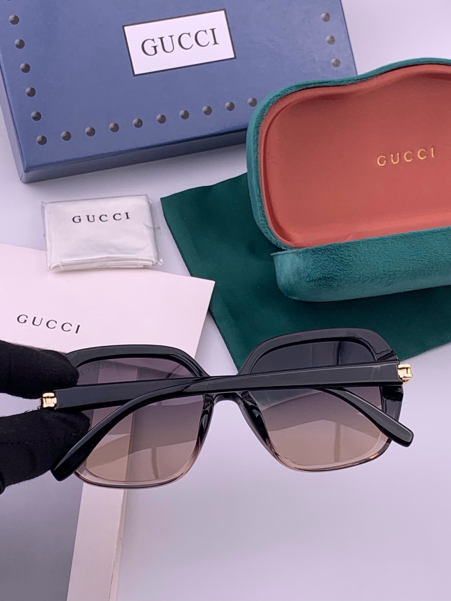 🔺 【GUCCI-偏光太阳镜】开春新款 潮流爆款 时尚方框偏光太阳镜 高品质 佩戴舒适 网红潮款墨镜 女士高清偏光太阳镜