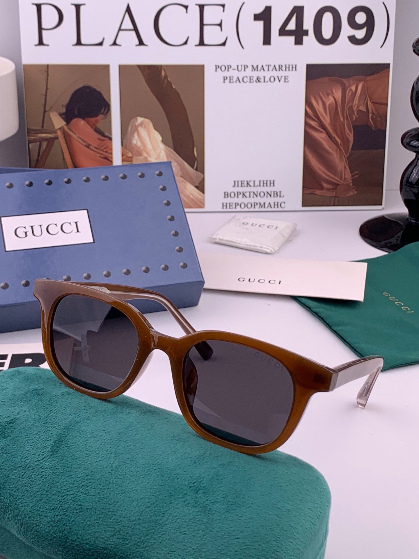 GUCCI  新款偏光太眼镜，情侣款时尚方框太阳镜佩戴舒适网红潮流款墨镜，大气女人范儿，大脸小脸都好看 ！型号：G599