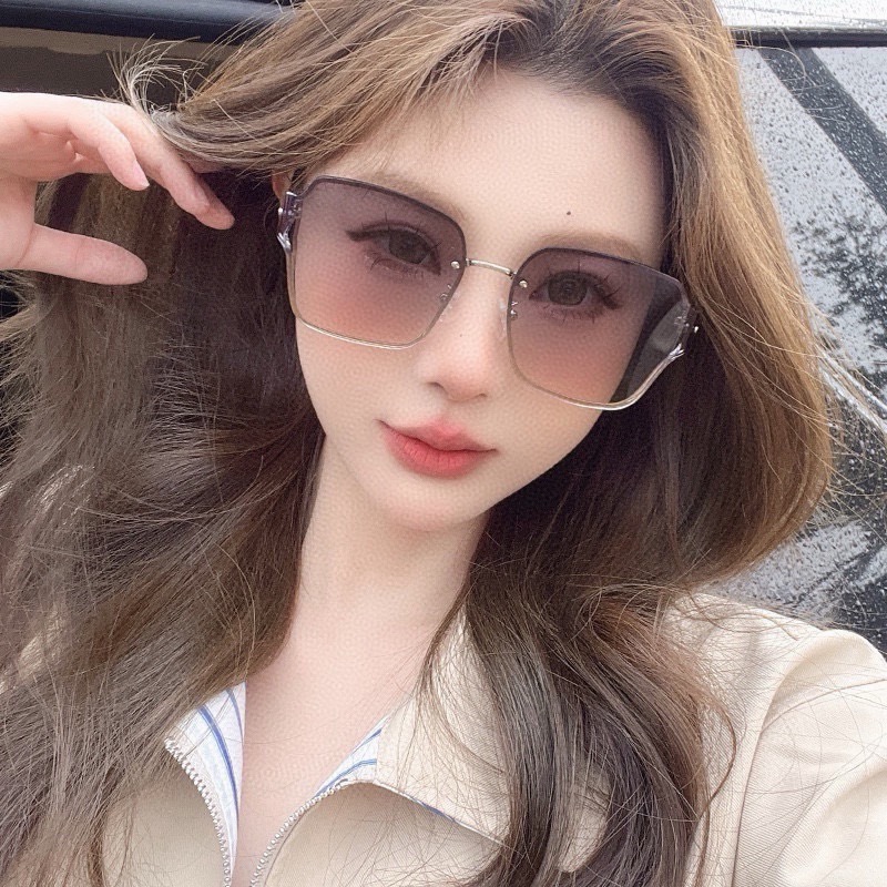 DIOR🌋☔️时尚无框太阳镜镜片 顶级奢侈品[强] 高品质[胜利][亲亲]🍦🍨 [得意] 气质非凡😄 🍫🍪女士开车墨镜[