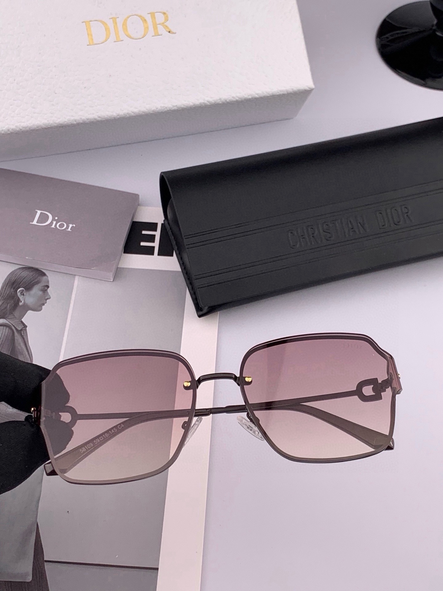 DIOR🌋☔️时尚无框太阳镜镜片 顶级奢侈品[强] 高品质[胜利][亲亲]🍦🍨 [得意] 气质非凡😄 🍫🍪女士开车墨镜[