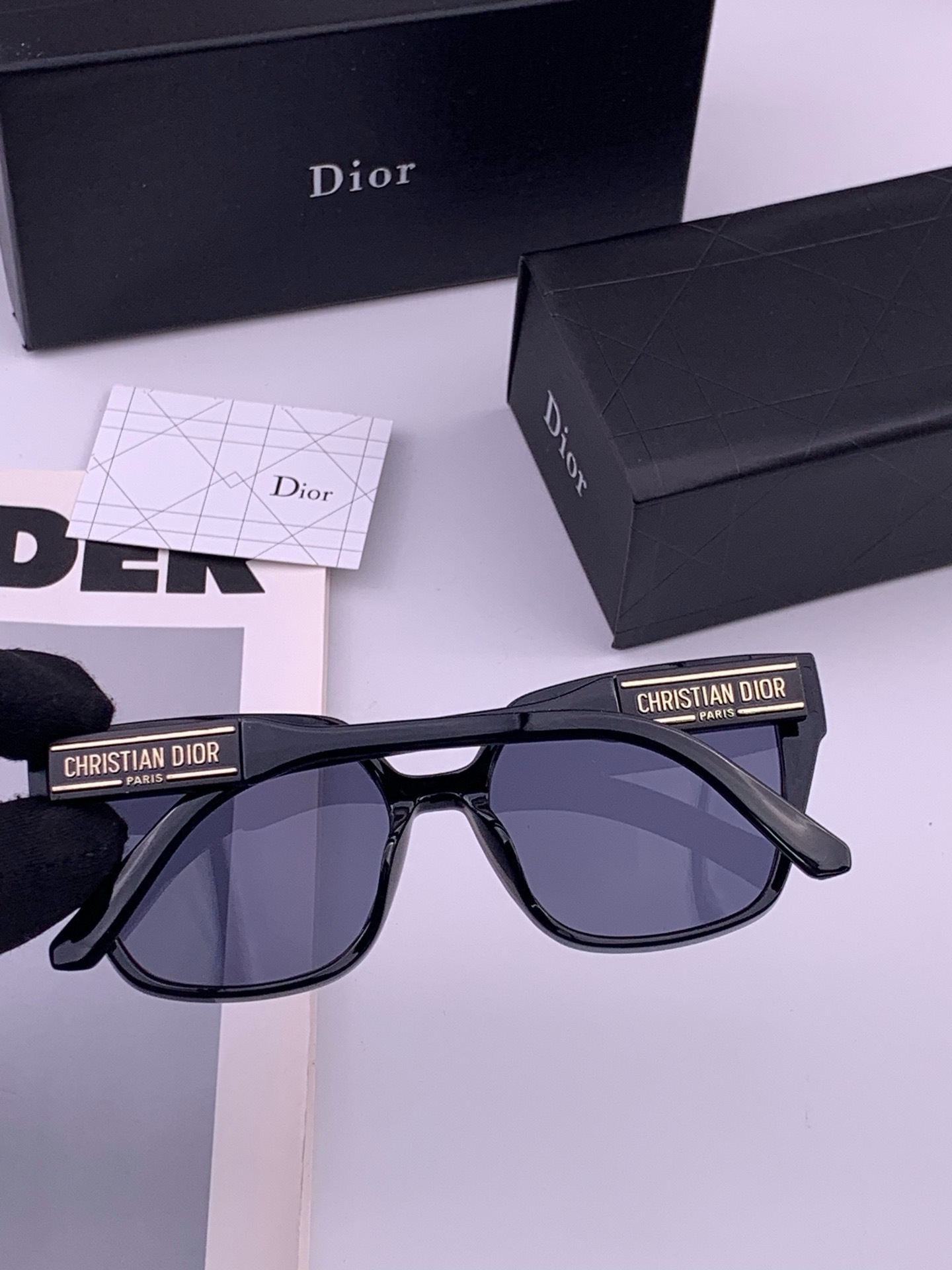 🔺 【DIOR-迪奥】开春新款 潮流爆款 时尚太阳镜 高品质 佩戴舒适 网红潮款墨镜 型号：D67706