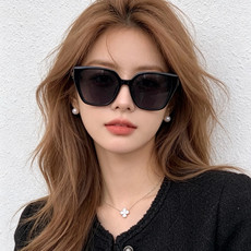 🔺 【DIOR-迪奥】开春新款 潮流爆款 时尚太阳镜 高品质 佩戴舒适 网红潮款墨镜 型号:D67706 🔺 【DIOR-迪奥】开春新款 潮流爆款 时尚太阳镜 高品质 佩戴舒适 网红潮款墨镜 型号:D67706