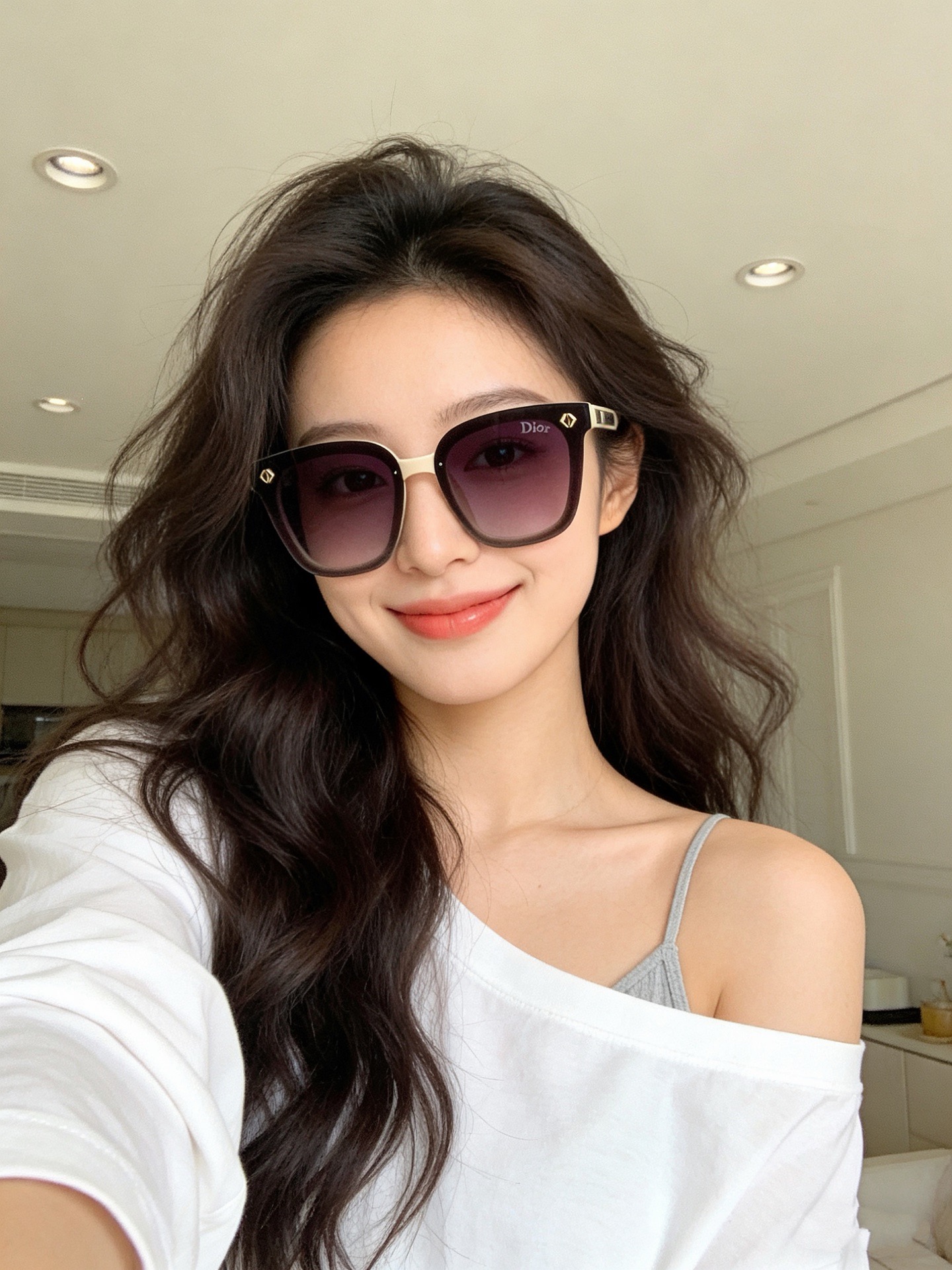 🔺 【DIOR-迪奥】开春新款 潮流爆款 时尚方框偏光太阳镜 高品质 佩戴舒适 网红潮款墨镜 女士高清偏光太阳镜🕶️ 🎉