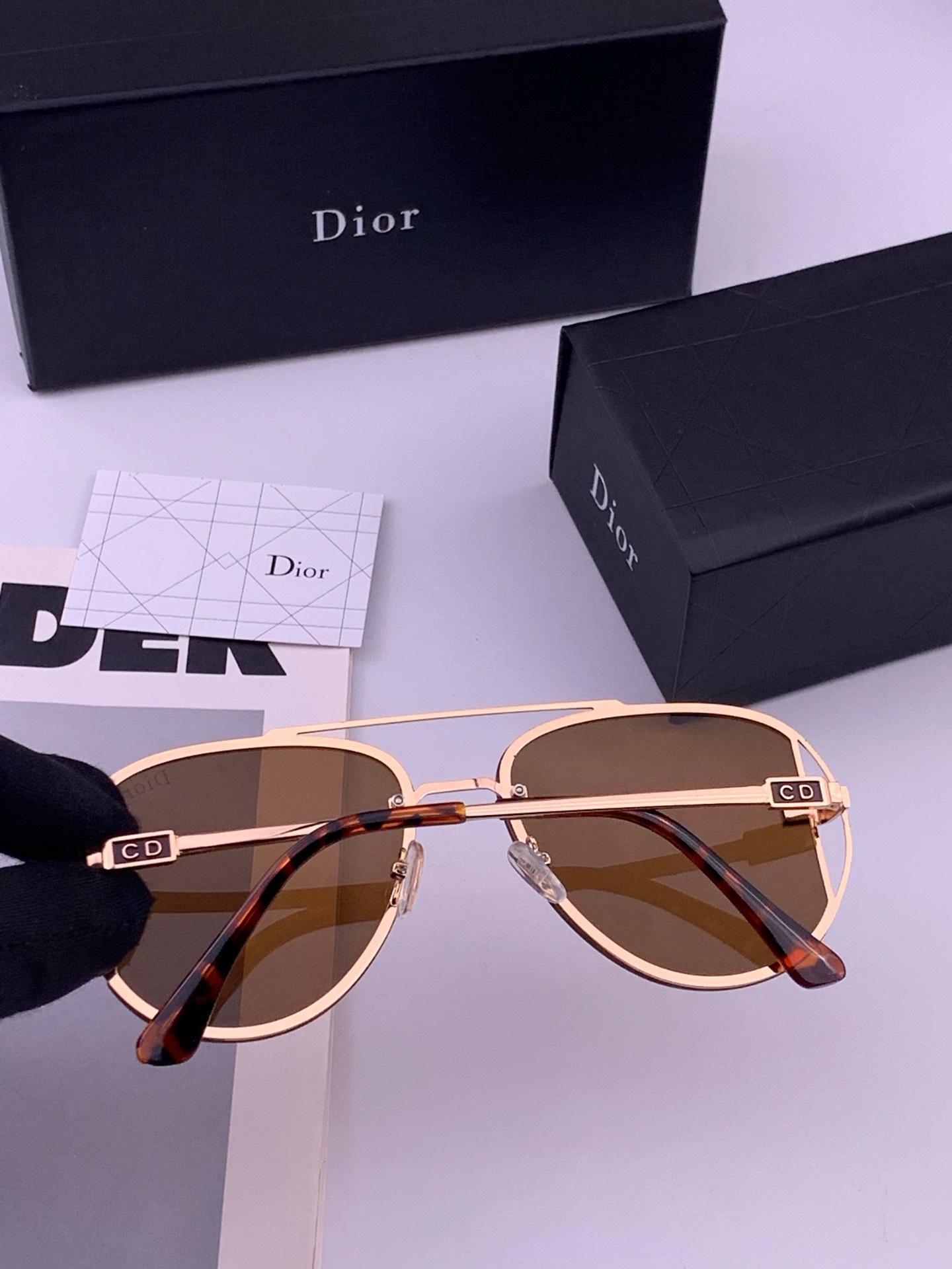 🔺 【DIOR-迪奥】开春新款 潮流爆款 时尚太阳镜 高品质 佩戴舒适 网红潮款墨镜 型号：D4500