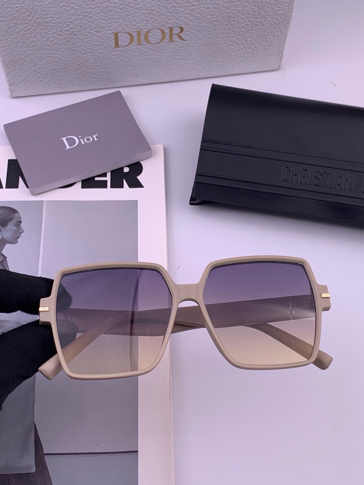 🔺 【DIOR】开春新款 潮流爆款 时尚方框偏光太阳镜 高品质 佩戴舒适 网红潮款墨镜 女士高清加厚偏光太阳镜🕶️ 🎉高