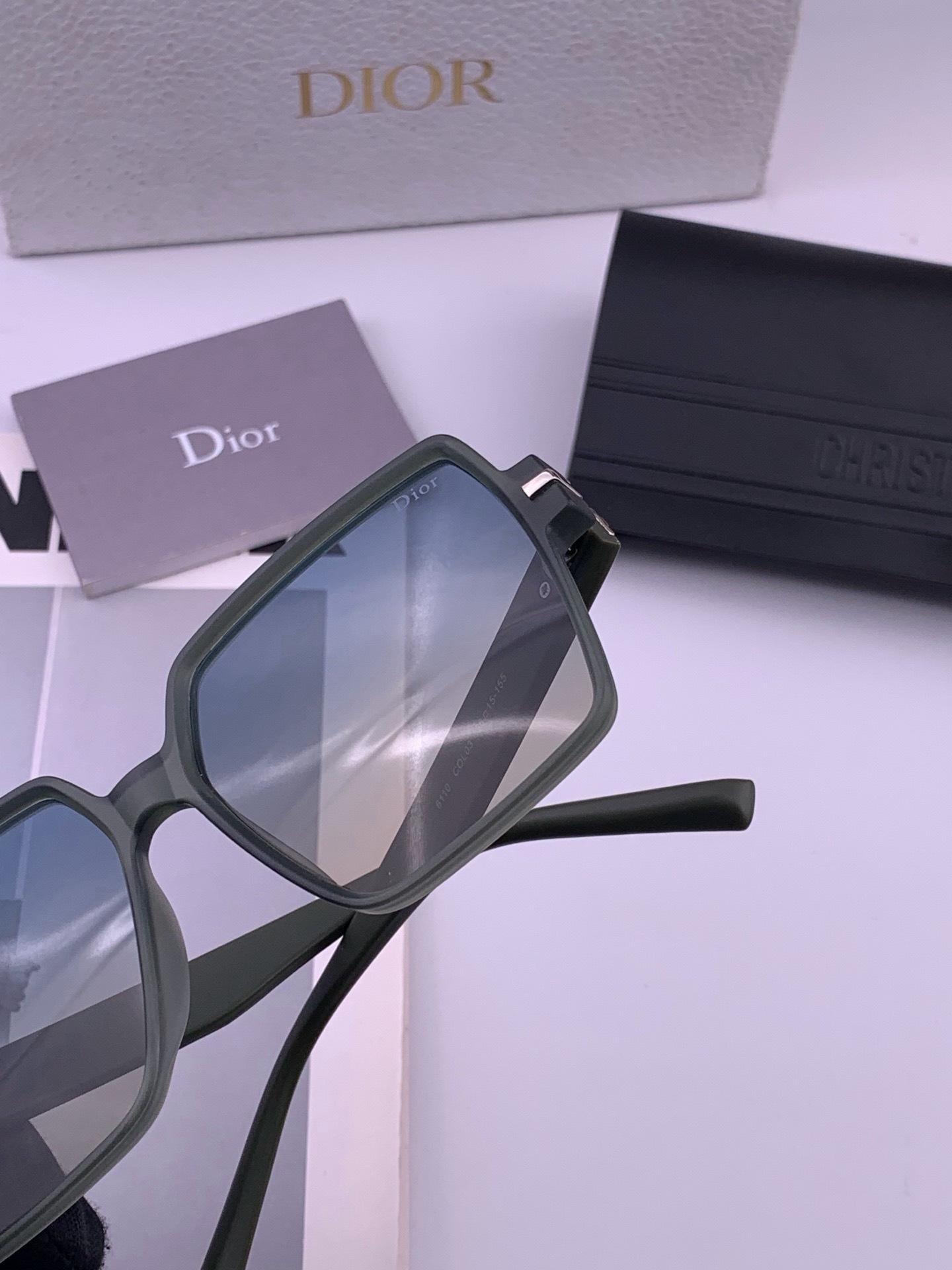 🔺 【DIOR】开春新款 潮流爆款 时尚方框偏光太阳镜 高品质 佩戴舒适 网红潮款墨镜 女士高清加厚偏光太阳镜🕶️ 🎉高