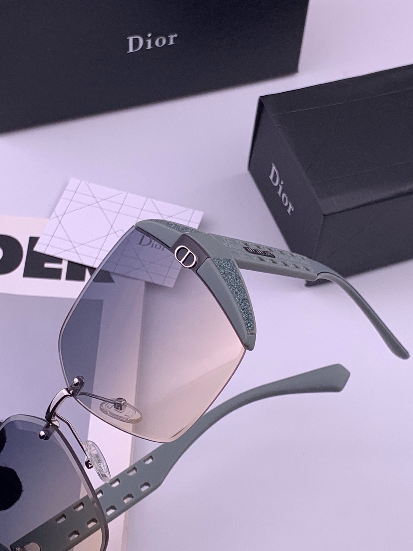 🔺 【DIOR-迪奥】开春新款 潮流爆款 时尚方框太阳镜 高品质 佩戴舒适 网红潮款墨镜 女士高清太阳镜🕶️ 🎉高品质T