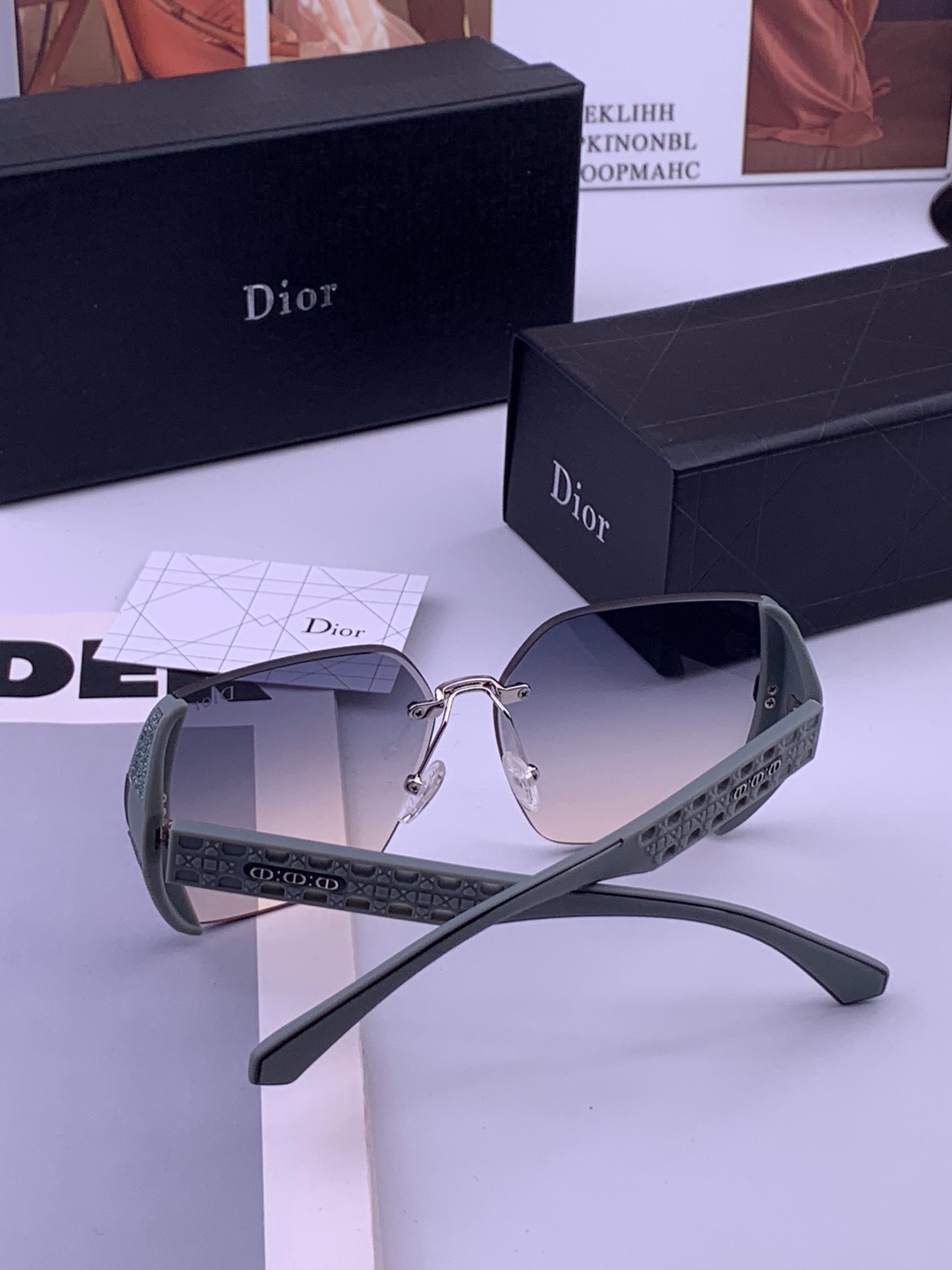 🔺 【DIOR-迪奥】开春新款 潮流爆款 时尚方框太阳镜 高品质 佩戴舒适 网红潮款墨镜 女士高清太阳镜🕶️ 🎉高品质T