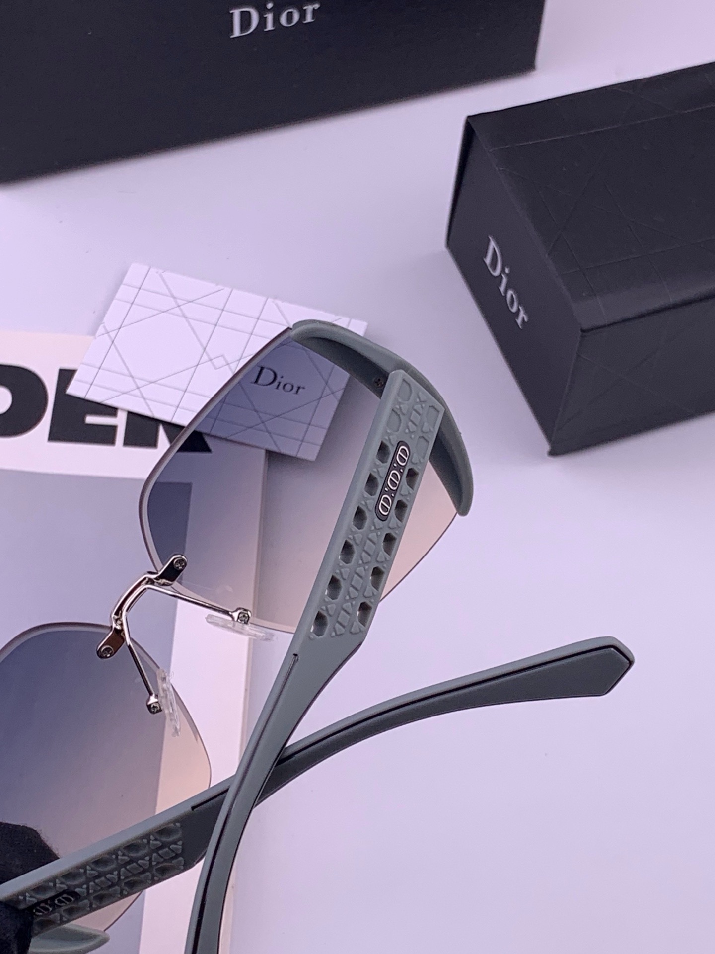 🔺 【DIOR-迪奥】开春新款 潮流爆款 时尚方框太阳镜 高品质 佩戴舒适 网红潮款墨镜 女士高清太阳镜🕶️ 🎉高品质T