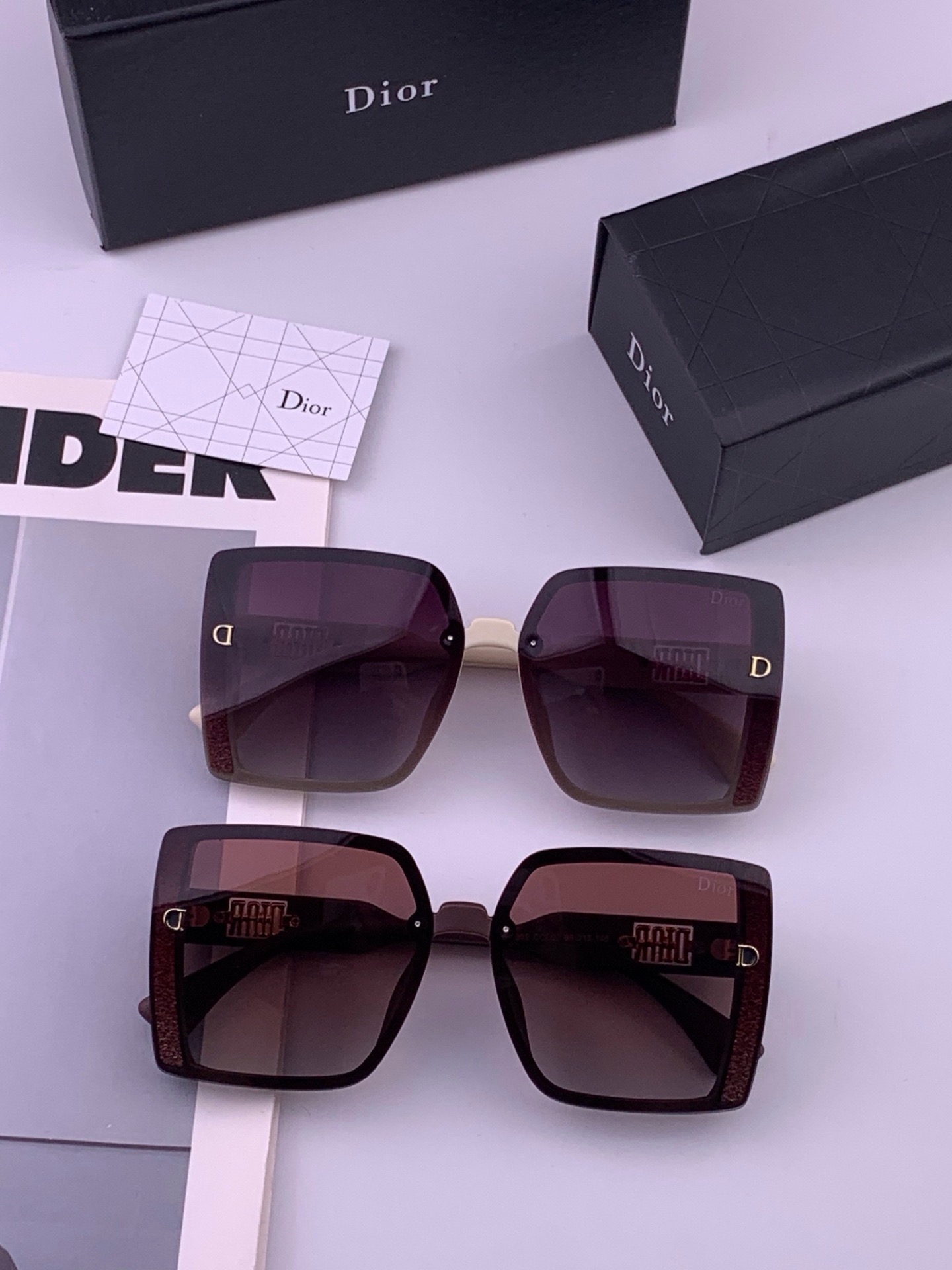 🔺 【DIOR-迪奥】开春新款 潮流爆款 时尚方框偏光太阳镜 高品质 佩戴舒适 网红潮款墨镜 型号：D5290