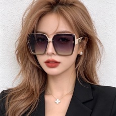 🔺 【DIOR-迪奥】开春新款 潮流爆款 时尚方框偏光太阳镜 高品质 佩戴舒适 网红潮款墨镜 女士高清加厚偏光太阳镜🕶️ 🔺 【DIOR-迪奥】开春新款 潮流爆款 时尚方框偏光太阳镜 高品质 佩戴舒适 网红潮款墨镜 女士高清加厚偏光太阳镜🕶️