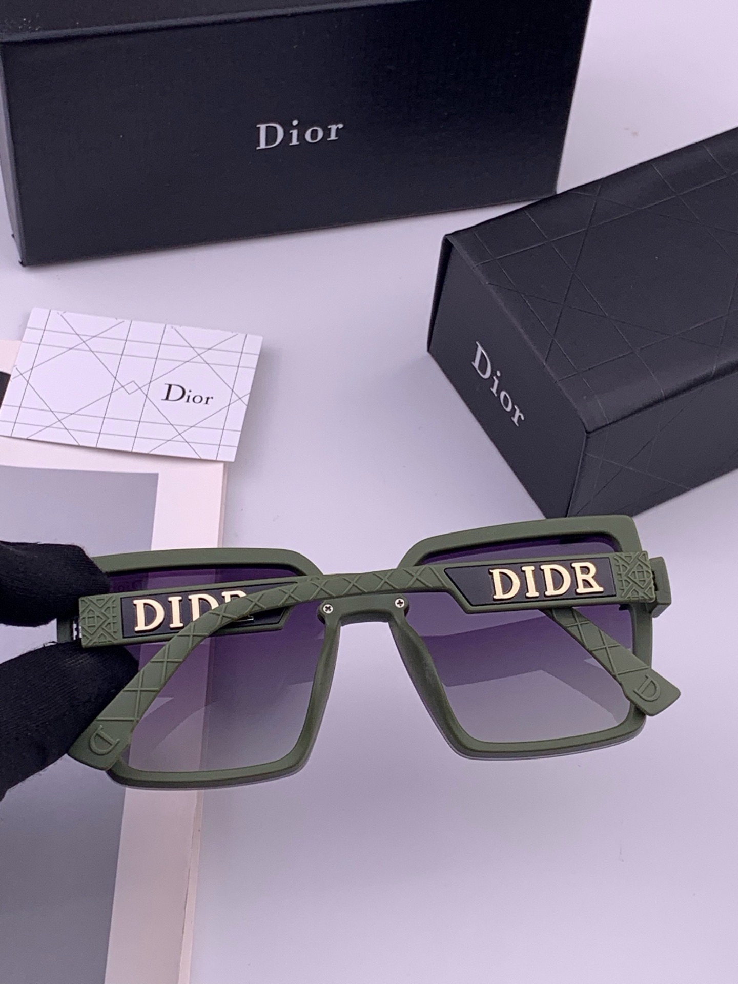 🔺 【DIOR-迪奥】开春新款 潮流爆款 时尚方框偏光太阳镜 高品质 佩戴舒适 网红潮款墨镜 女士高清加厚偏光太阳镜🕶️