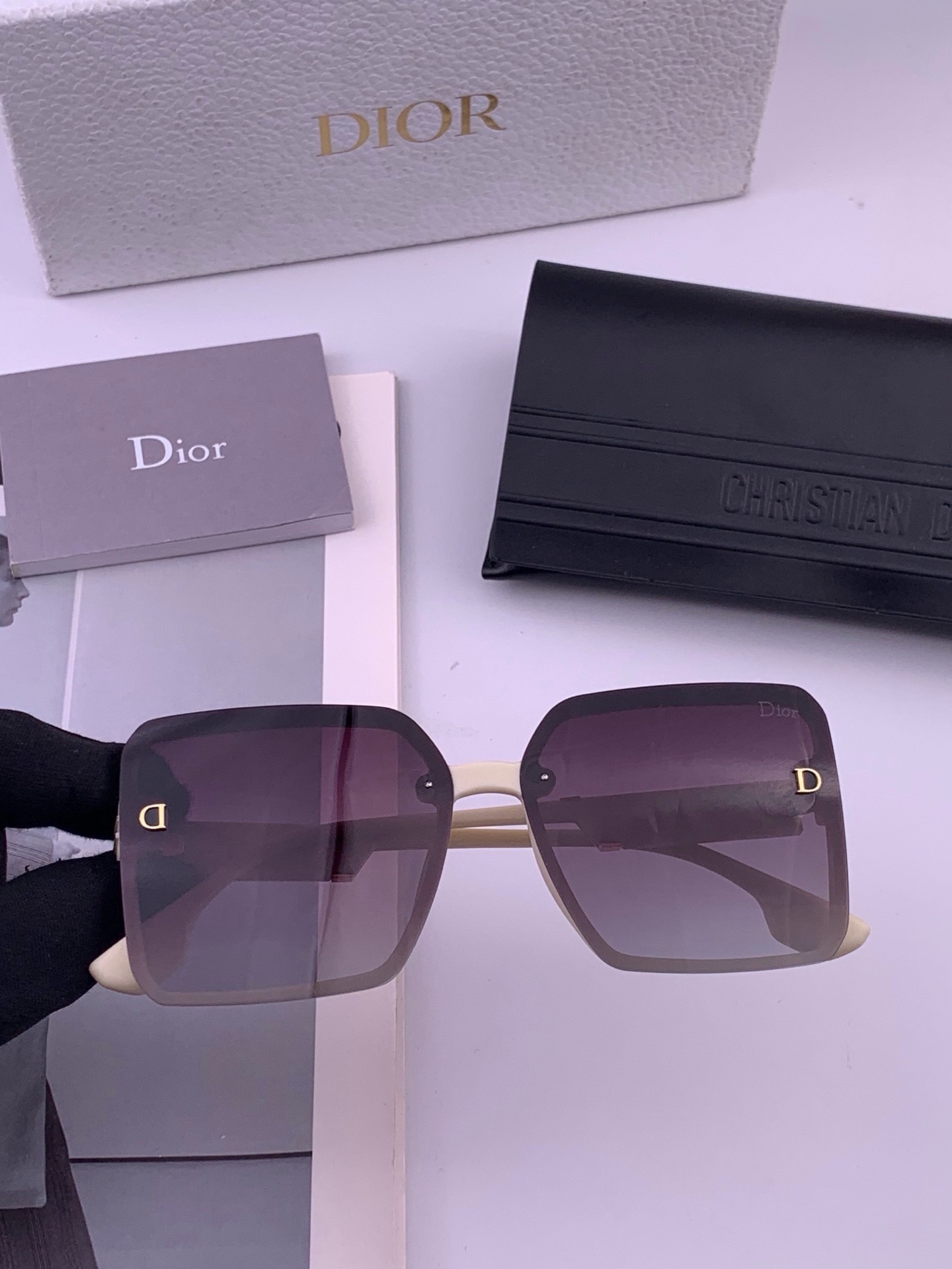 🔺 【DIOR-迪奥】开春新款 潮流爆款 时尚方框偏光太阳镜 高品质 佩戴舒适 网红潮款墨镜 女士高清偏光太阳镜🕶️ 🎉