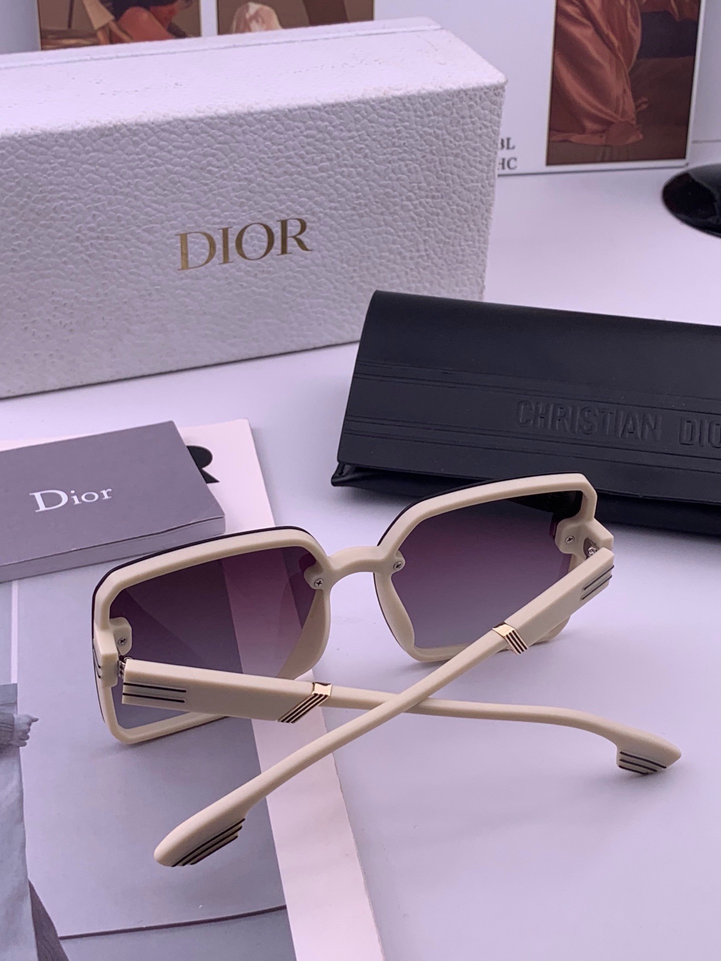 🔺 【DIOR-迪奥】开春新款 潮流爆款 时尚方框偏光太阳镜 高品质 佩戴舒适 网红潮款墨镜 女士高清偏光太阳镜🕶️ 🎉