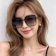 🔺 【DIOR-迪奥】开春新款 潮流爆款 时尚方框偏光太阳镜 高品质 佩戴舒适 网红潮款墨镜 女士高清偏光太阳镜🕶️ 🎉 🔺 【DIOR-迪奥】开春新款 潮流爆款 时尚方框偏光太阳镜 高品质 佩戴舒适 网红潮款墨镜 女士高清偏光太阳镜🕶️ 🎉