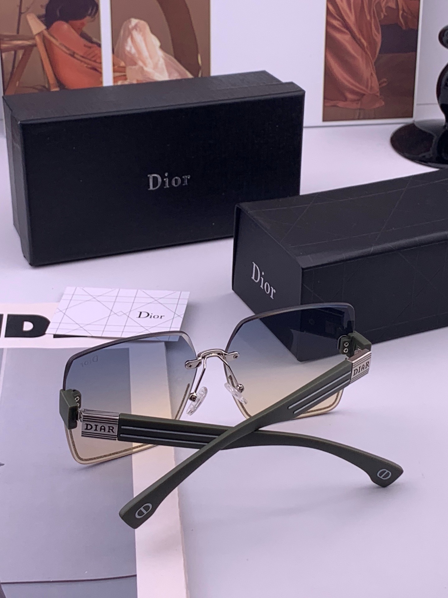 🔺 【DIOR-迪奥】开春新款 潮流爆款 时尚方框太阳镜 高品质 佩戴舒适 网红潮款墨镜 型号：D7771