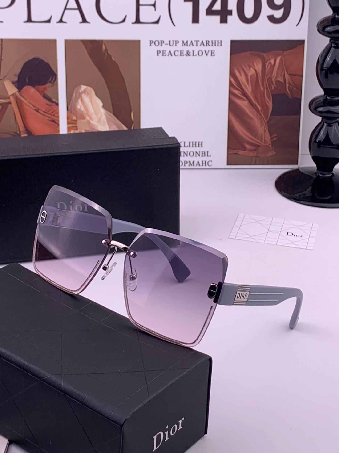 🔺 【DIOR-迪奥】开春新款 潮流爆款 时尚方框太阳镜 高品质 佩戴舒适 网红潮款墨镜 型号：D7771