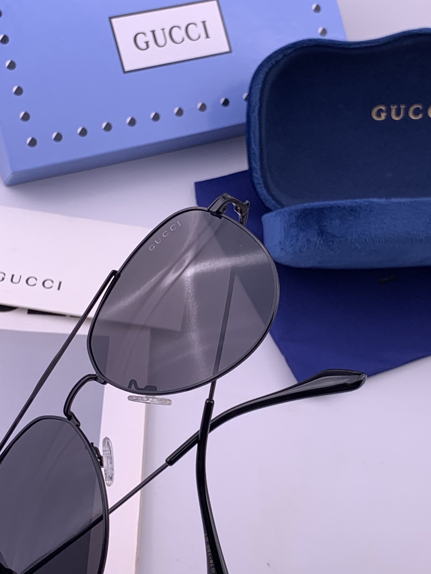 Gucci 🔥  高品质男女款墨镜   👍 进口宝丽来偏光镜片  🔥蛤蟆镜 开车钓鱼都可 🔥百搭显瘦墨镜韩版男士飞行员大