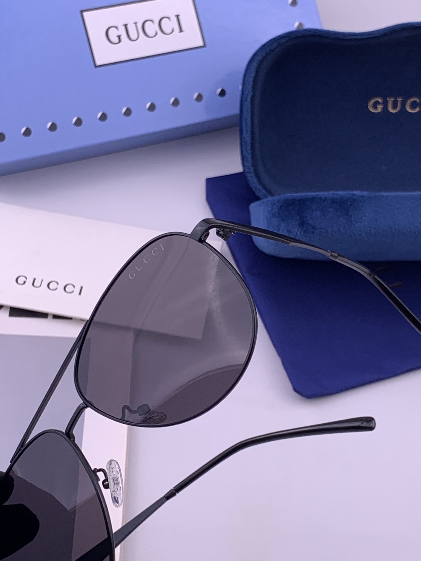 Gucci 🔥  高品质男女款墨镜   👍 进口宝丽来偏光镜片  🔥蛤蟆镜 开车钓鱼都可 🔥百搭显瘦墨镜韩版男士飞行员大
