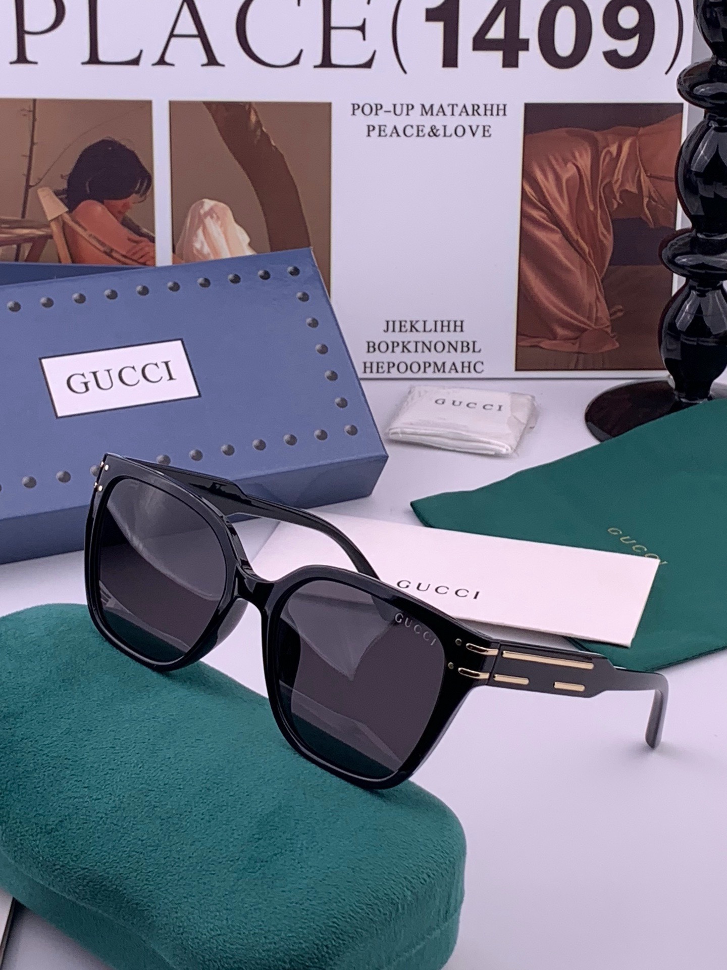 Gucci   情侣款 经典的方框设计，不挑脸型，无论搭配大衣还是连衣裙都非常显气质高清偏光镜片预防紫外线 型号：G07