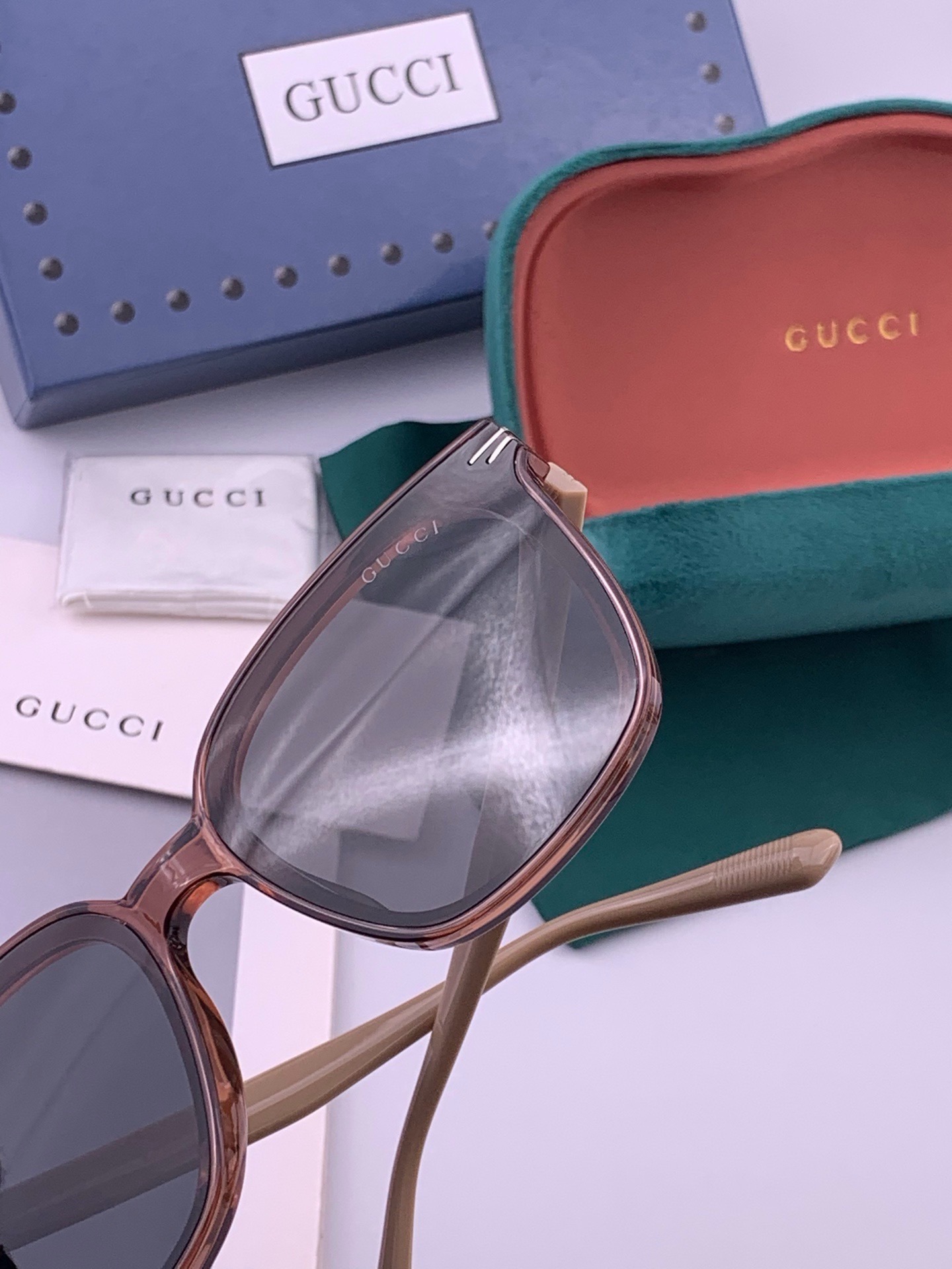 🔺GUCCI🔻古驰 GG圆框太阳镜 完美品质 🎓独特设计  适合各种脸型 亮相时装周 超时尚百搭 实物精致  情侣款 男