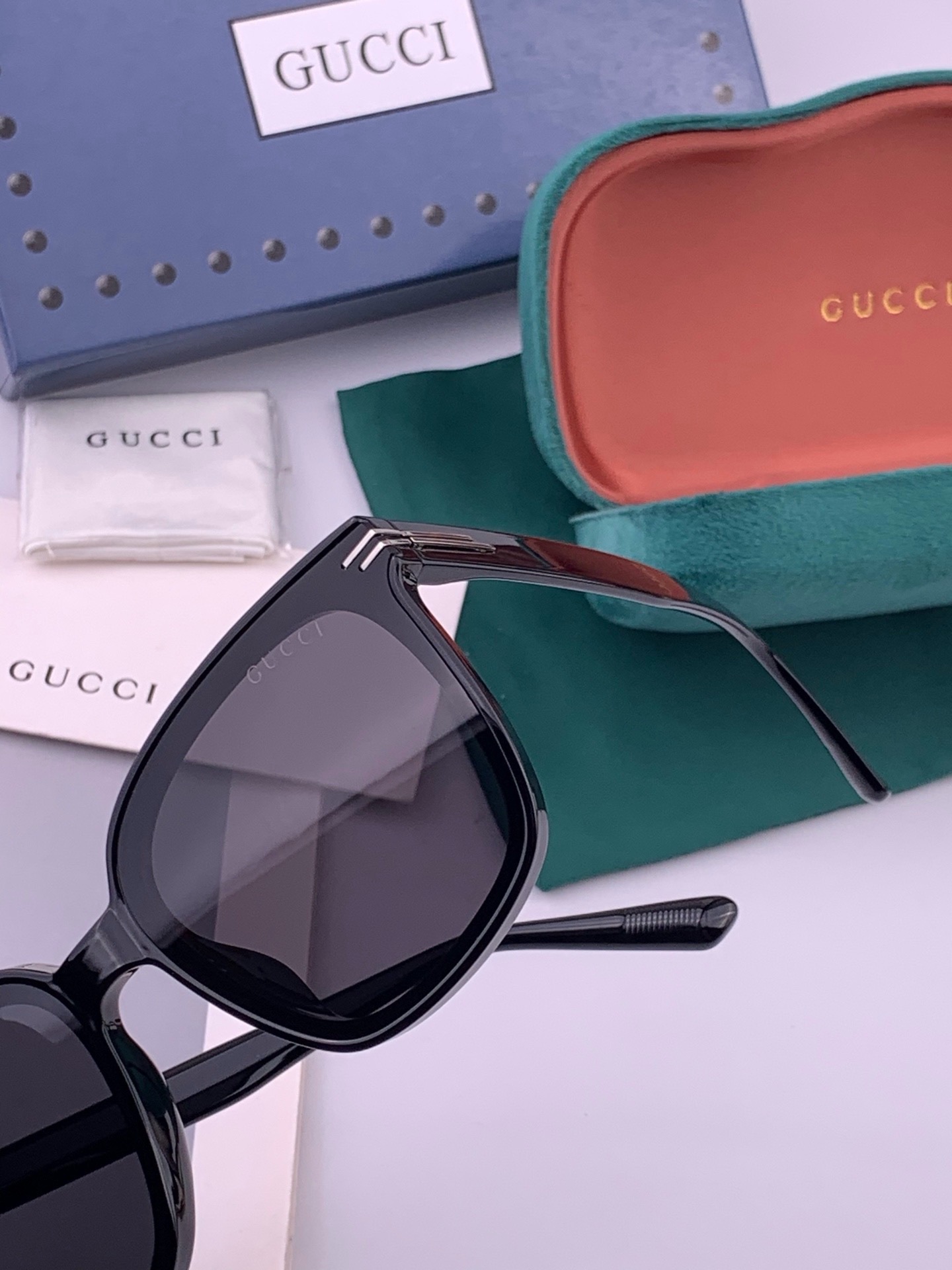 🔺GUCCI🔻古驰 GG圆框太阳镜 完美品质 🎓独特设计  适合各种脸型 亮相时装周 超时尚百搭 实物精致  情侣款 男
