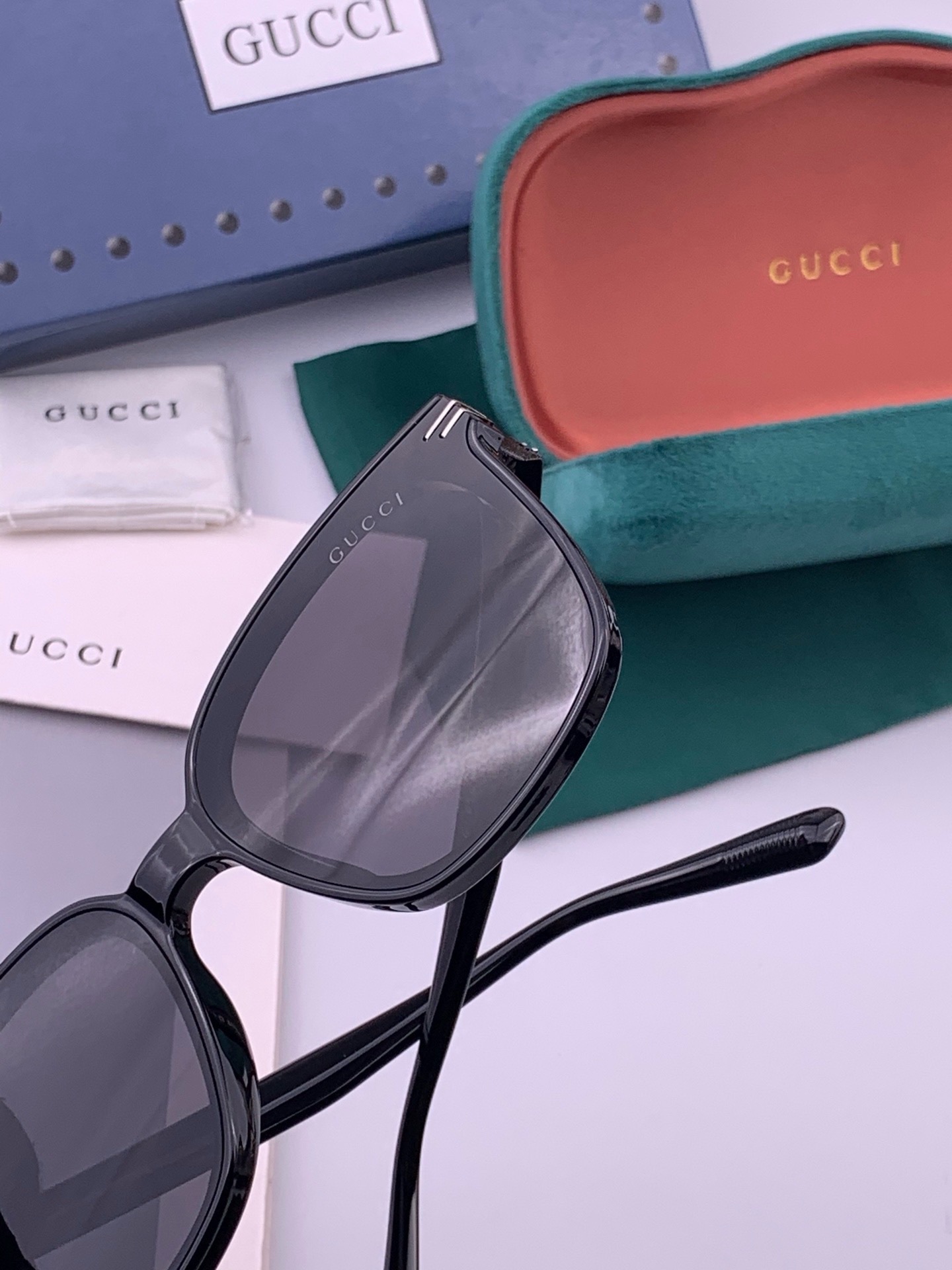 🔺GUCCI🔻古驰 GG圆框太阳镜 完美品质 🎓独特设计  适合各种脸型 亮相时装周 超时尚百搭 实物精致  情侣款 男