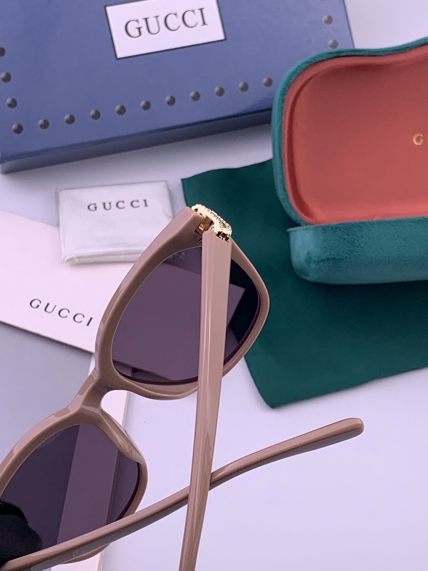🔺GUCCI🔻古驰 GG圆框太阳镜 完美品质 🎓独特设计  适合各种脸型 亮相时装周 超时尚百搭 实物精致  情侣款 男