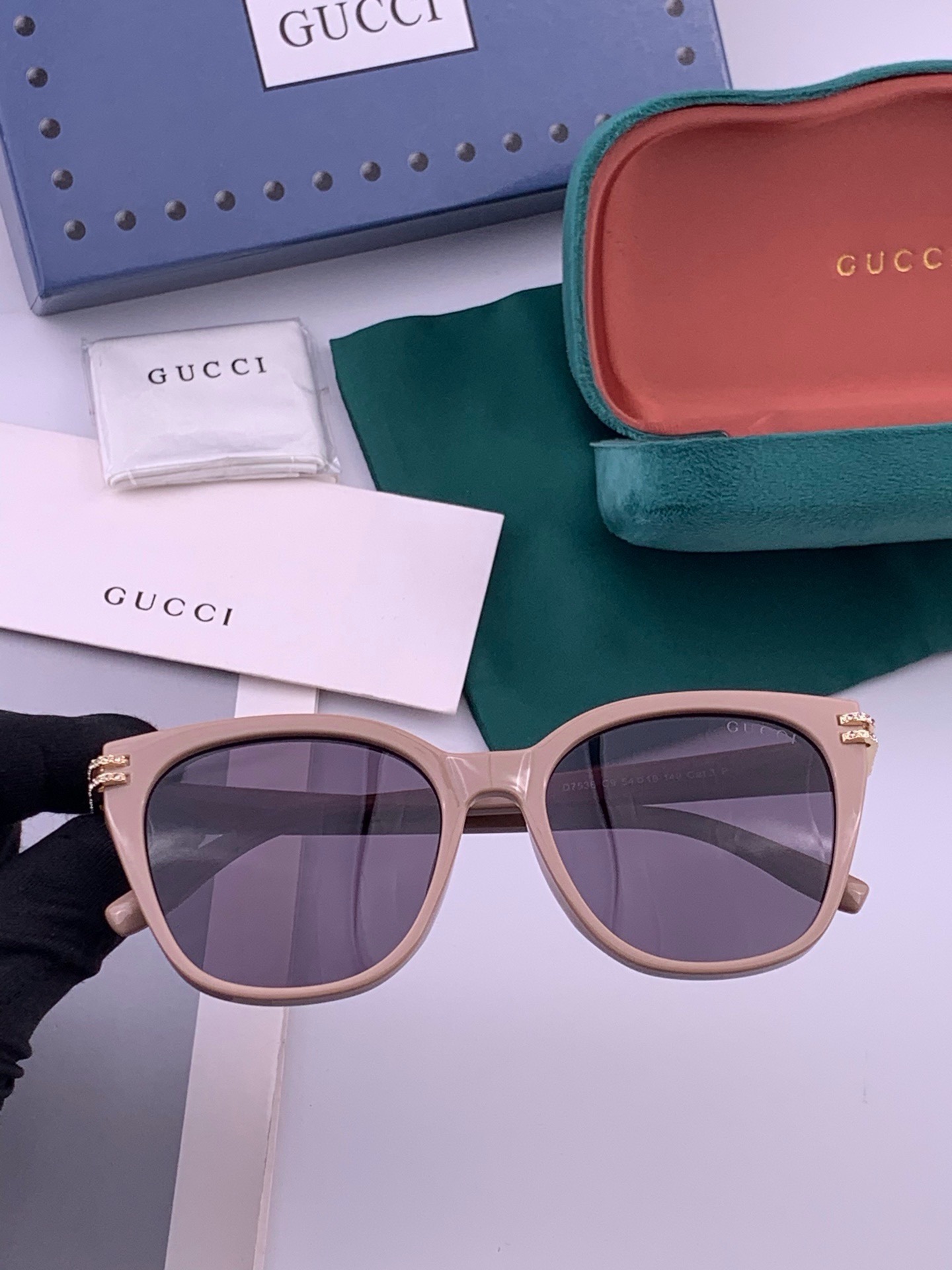 🔺GUCCI🔻古驰 GG圆框太阳镜 完美品质 🎓独特设计  适合各种脸型 亮相时装周 超时尚百搭 实物精致  情侣款 男