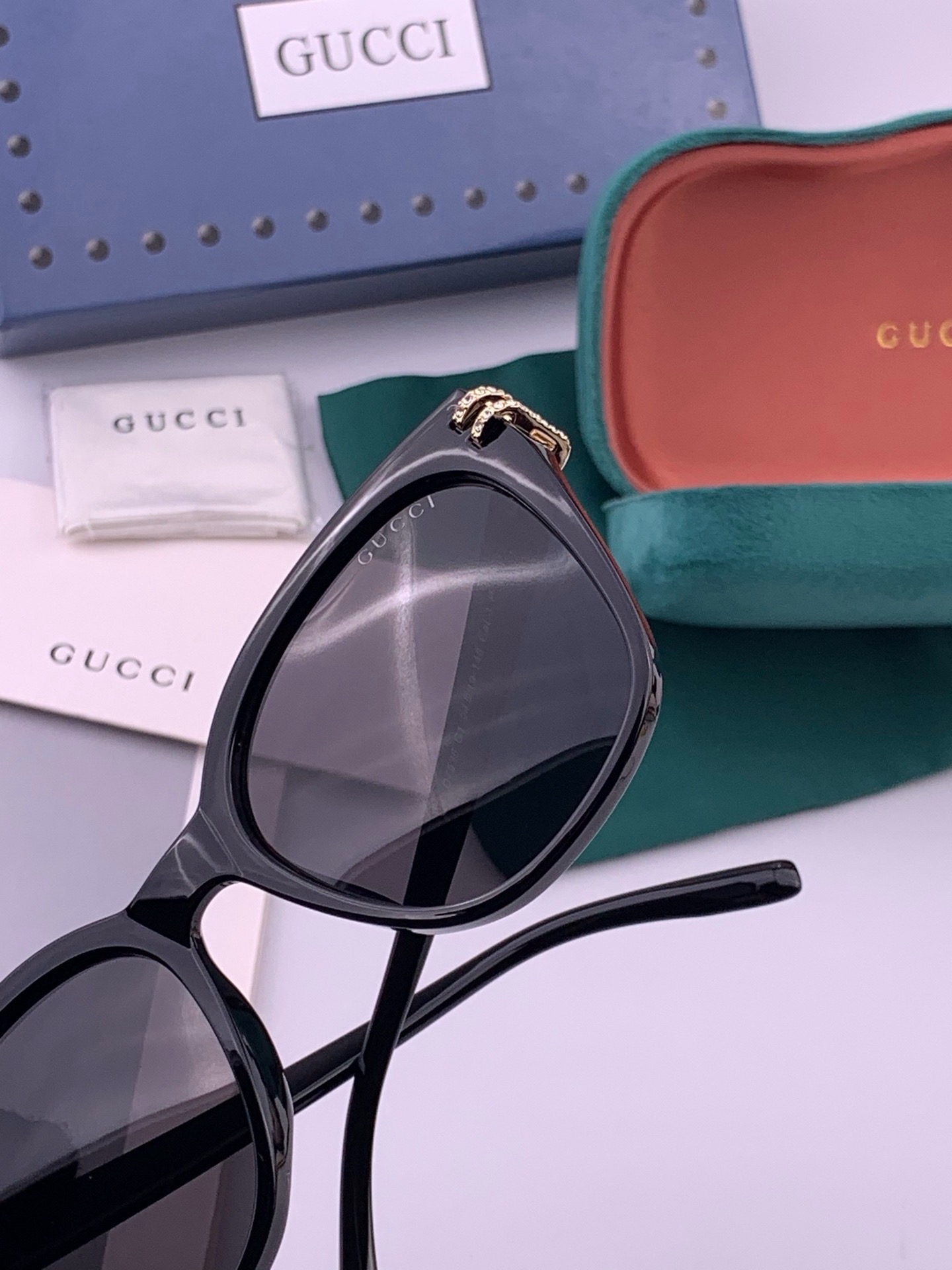 🔺GUCCI🔻古驰 GG圆框太阳镜 完美品质 🎓独特设计  适合各种脸型 亮相时装周 超时尚百搭 实物精致  情侣款 男