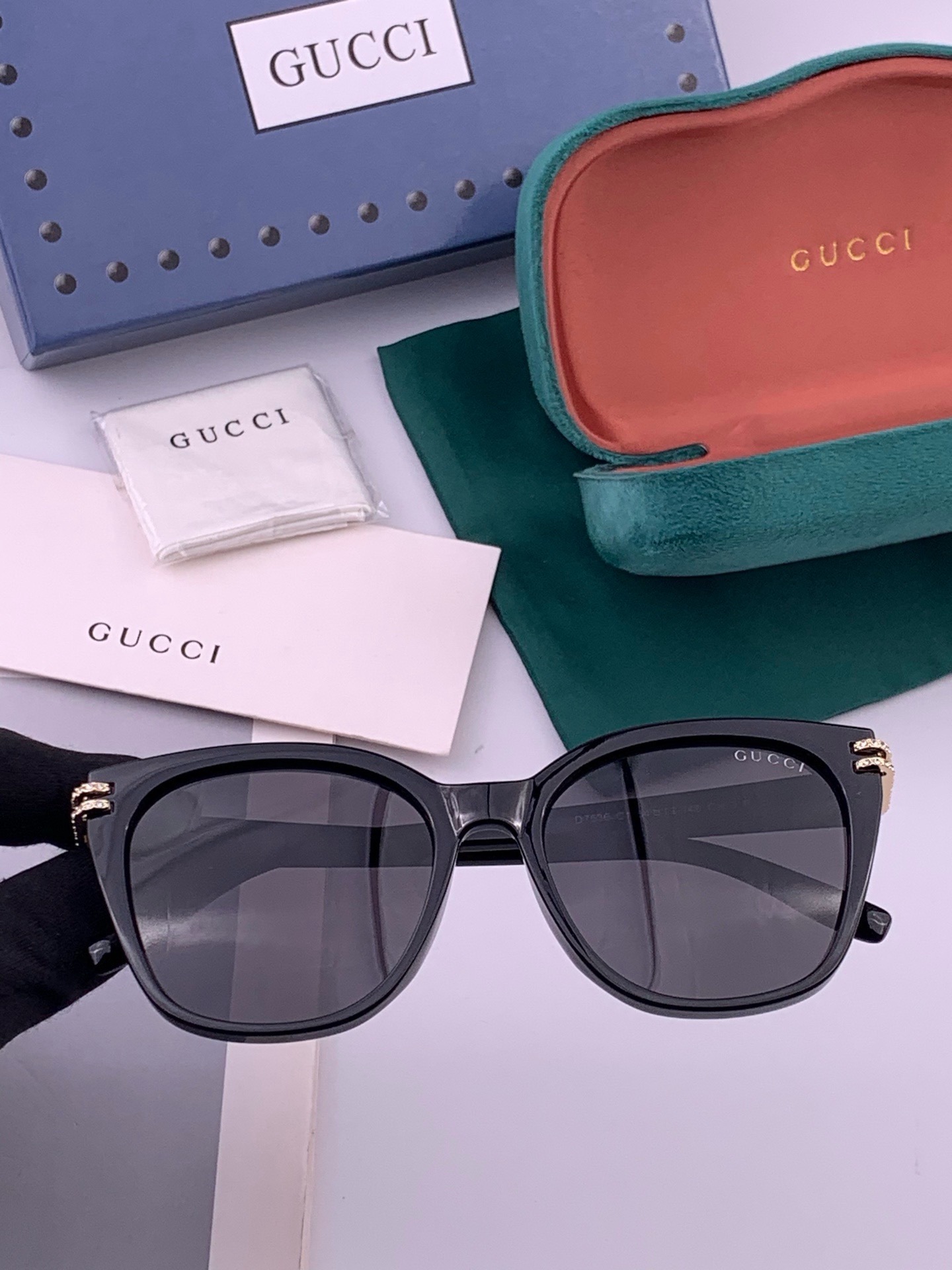 🔺GUCCI🔻古驰 GG圆框太阳镜 完美品质 🎓独特设计  适合各种脸型 亮相时装周 超时尚百搭 实物精致  情侣款 男