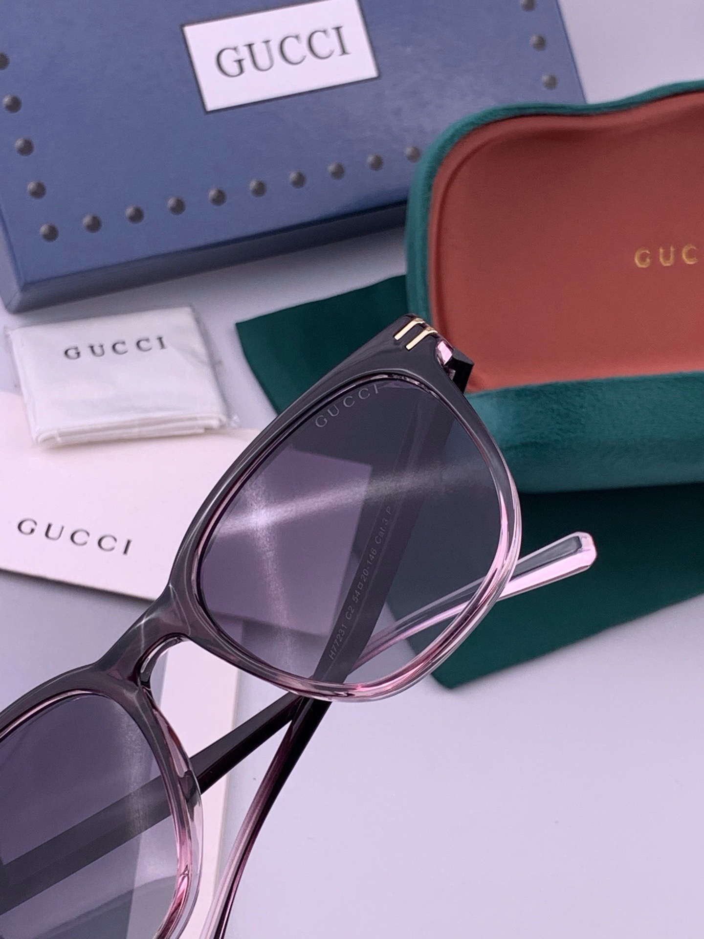 🔺GUCCI🔻古驰 GG圆框太阳镜 完美品质 🎓独特设计  适合各种脸型 亮相时装周 超时尚百搭 实物精致  情侣款 男