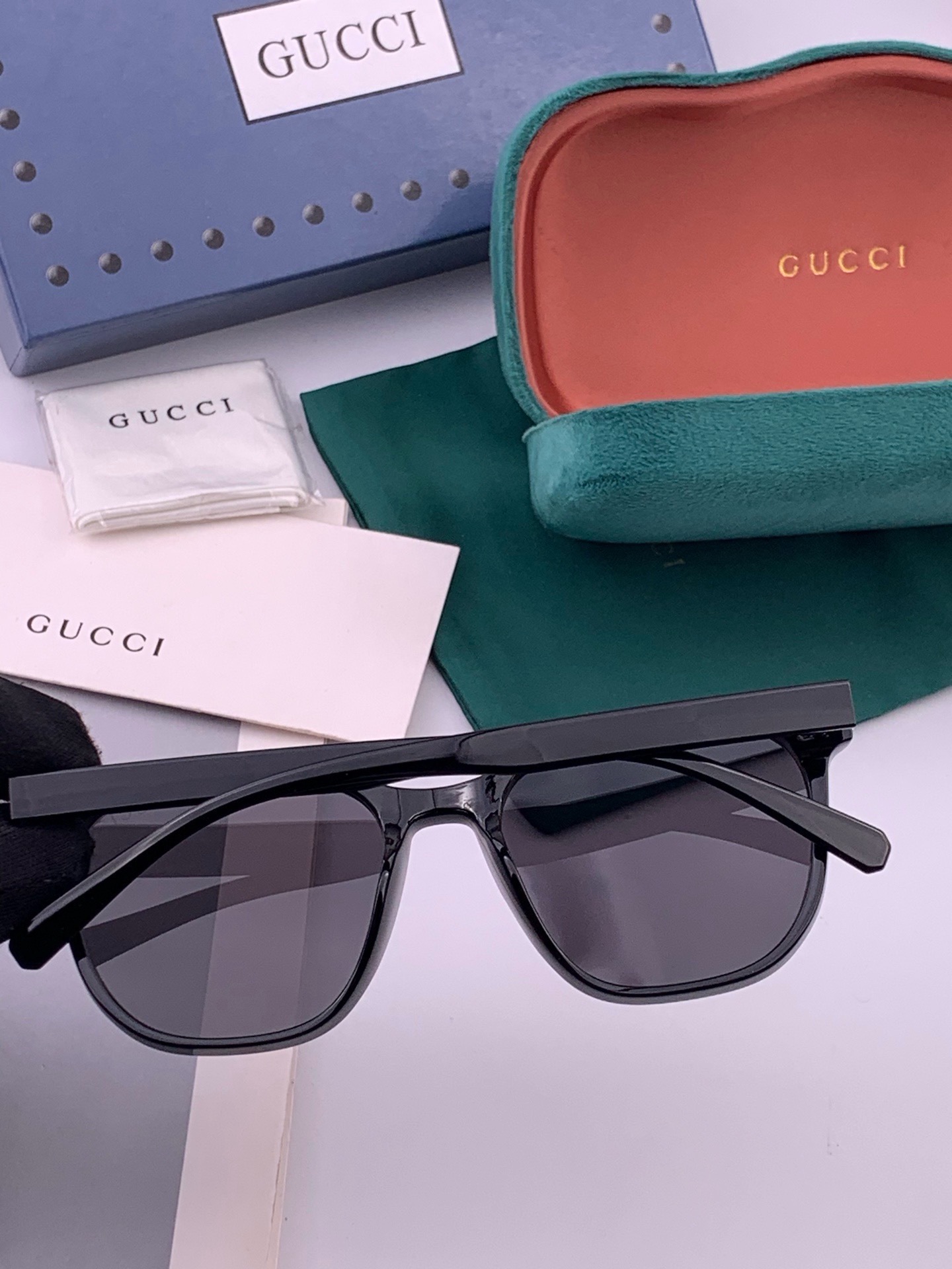 🔺GUCCI🔻古驰 GG圆框太阳镜 完美品质 🎓独特设计  适合各种脸型 亮相时装周 超时尚百搭 实物精致  情侣款 男