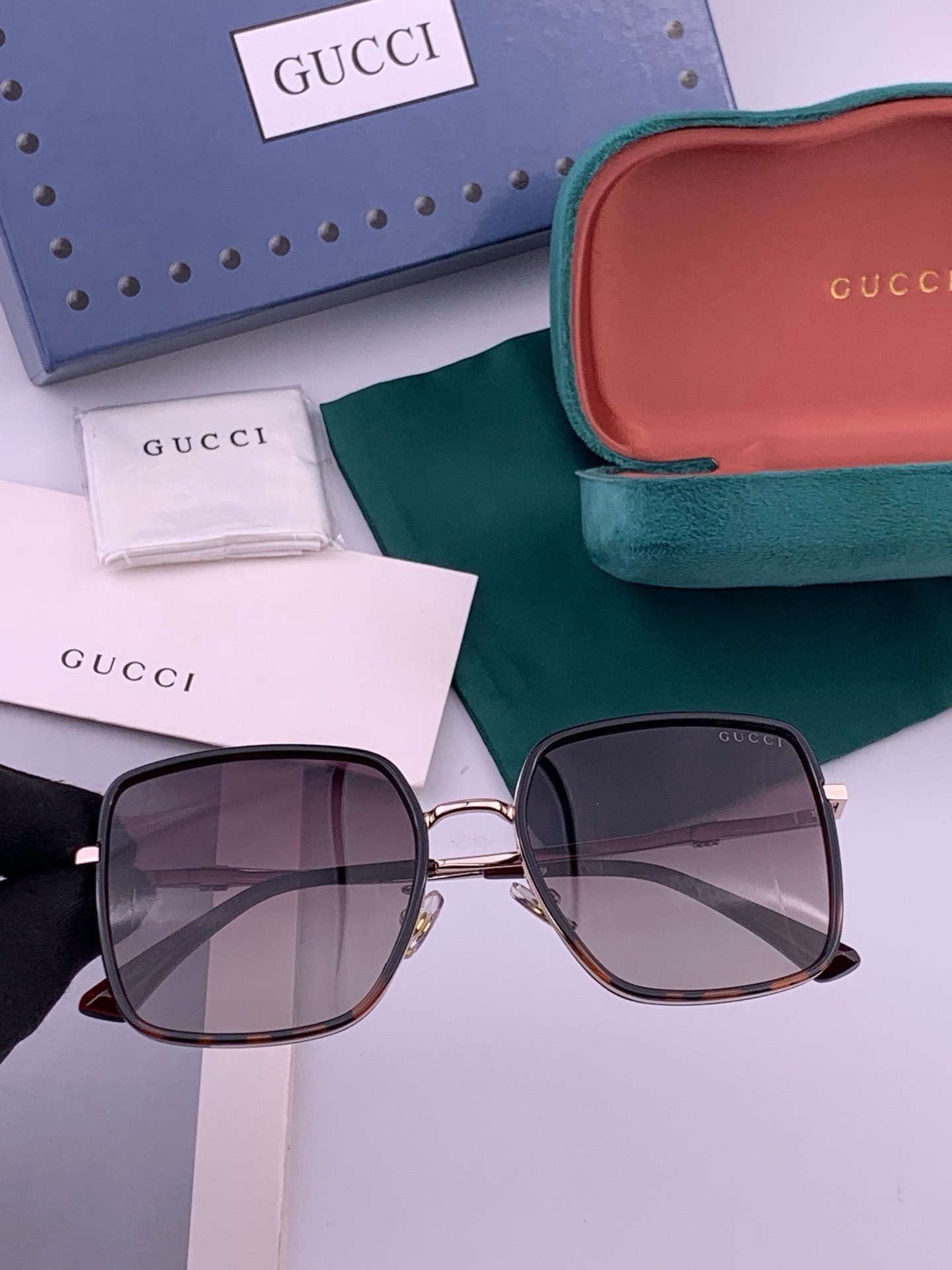 🔺 【GUCCI-偏光太阳镜】开春新款 潮流爆款 时尚圆框偏光太阳镜 高品质 佩戴舒适 网红潮款墨镜 女士高清偏光太阳镜