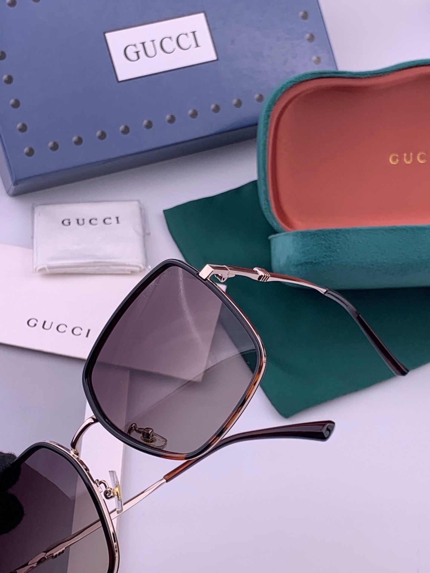 🔺 【GUCCI-偏光太阳镜】开春新款 潮流爆款 时尚圆框偏光太阳镜 高品质 佩戴舒适 网红潮款墨镜 女士高清偏光太阳镜