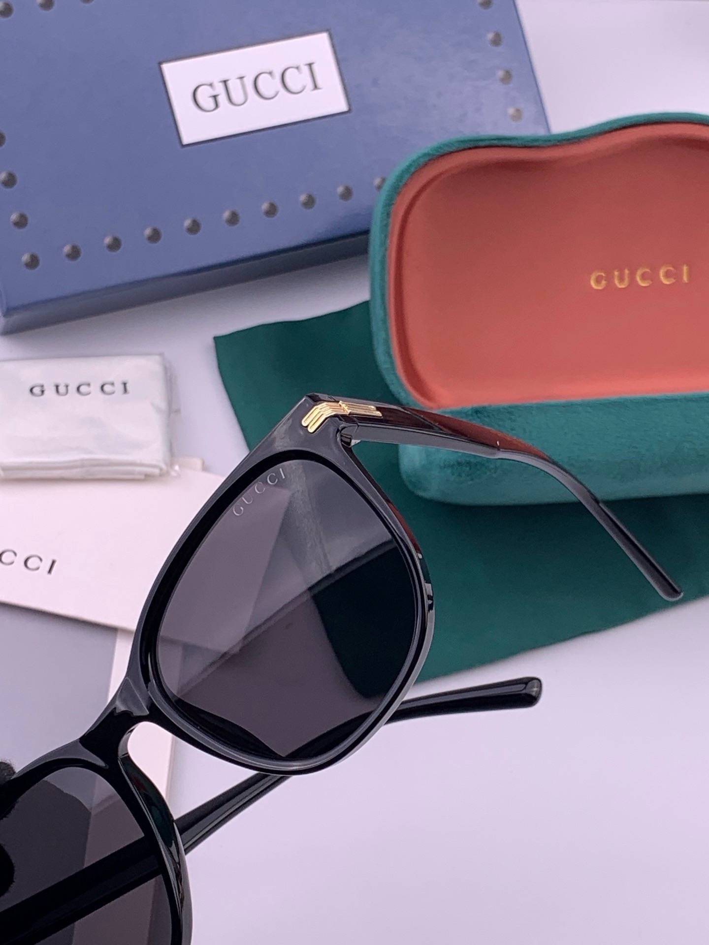 🔺 【GUCCI-偏光太阳镜】开春新款 潮流爆款 时尚方框偏光太阳镜 高品质 佩戴舒适 网红潮款墨镜 女士高清偏光太阳镜