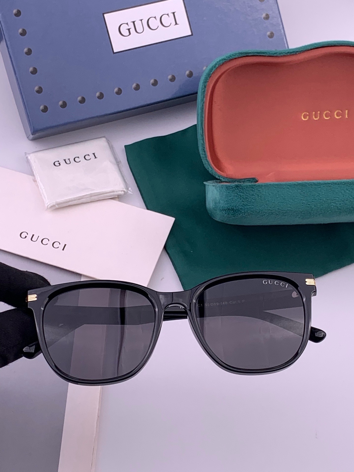 🔺 【GUCCI-偏光太阳镜】开春新款 潮流爆款 时尚方框偏光太阳镜 高品质 佩戴舒适 网红潮款墨镜 女士高清偏光太阳镜