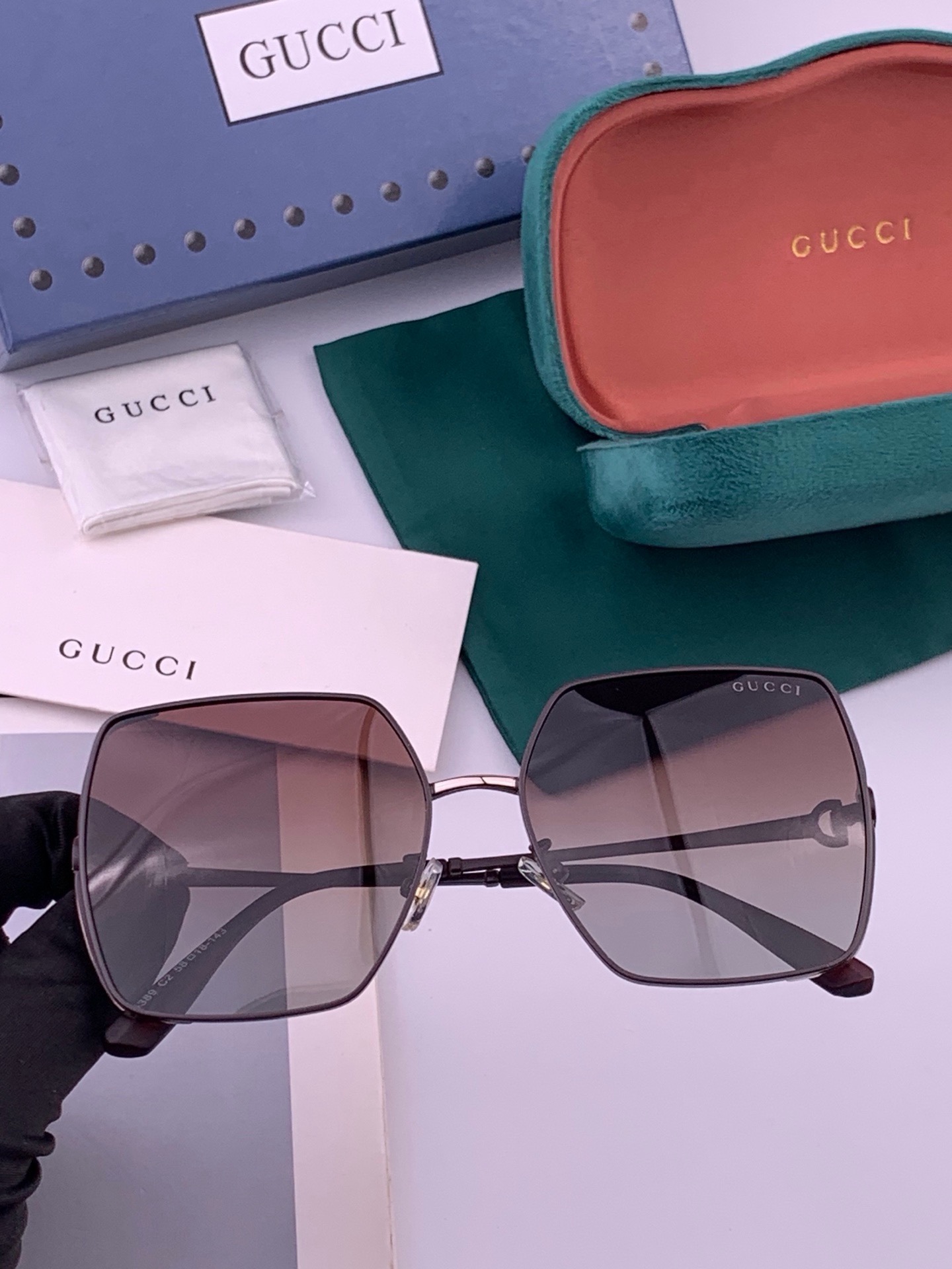 🔺 【GUCCI】开春新款 潮流爆款 时尚方框偏光太阳镜 高品质 佩戴舒适 网红潮款墨镜 女士高清偏光太阳镜🕶️ 🎉高品