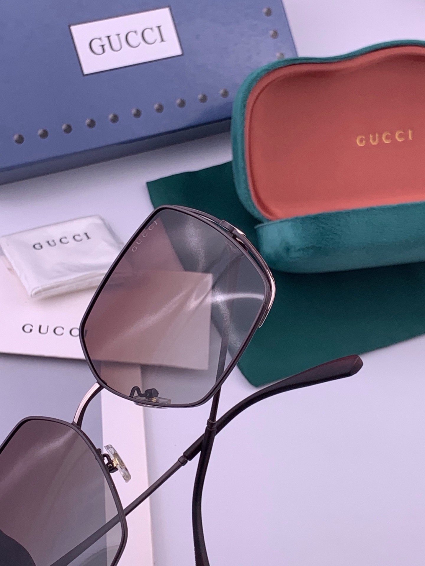 🔺 【GUCCI】开春新款 潮流爆款 时尚方框偏光太阳镜 高品质 佩戴舒适 网红潮款墨镜 女士高清偏光太阳镜🕶️ 🎉高品