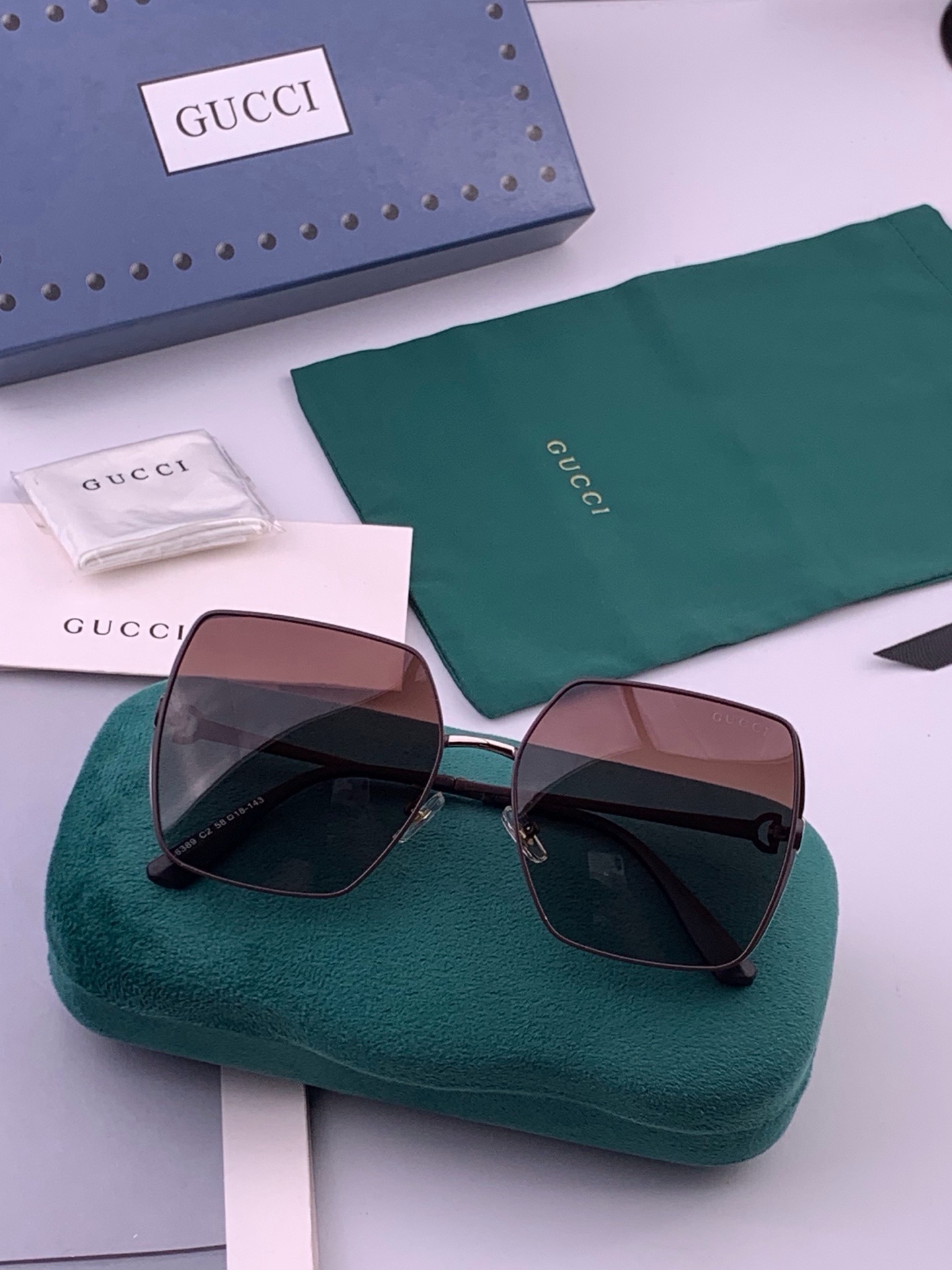 🔺 【GUCCI】开春新款 潮流爆款 时尚方框偏光太阳镜 高品质 佩戴舒适 网红潮款墨镜 女士高清偏光太阳镜🕶️ 🎉高品