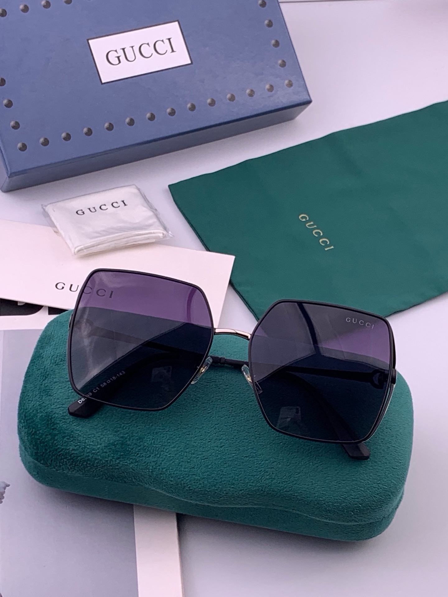 🔺 【GUCCI】开春新款 潮流爆款 时尚方框偏光太阳镜 高品质 佩戴舒适 网红潮款墨镜 女士高清偏光太阳镜🕶️ 🎉高品