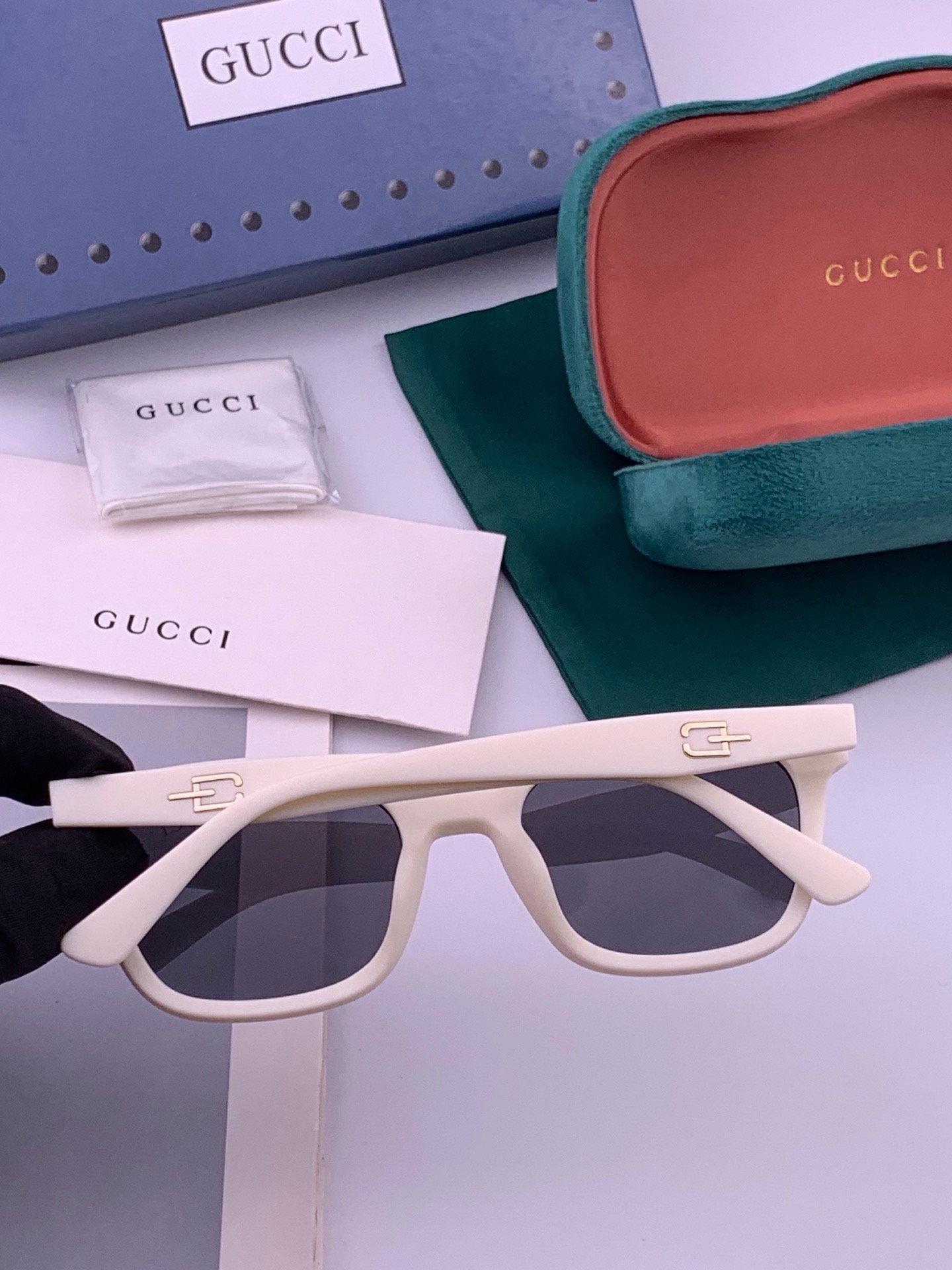 🔺 【GUCCI-偏光太阳镜】开春新款 潮流爆款 时尚方框偏光太阳镜 高品质 佩戴舒适 网红潮款墨镜 女士高清偏光太阳镜
