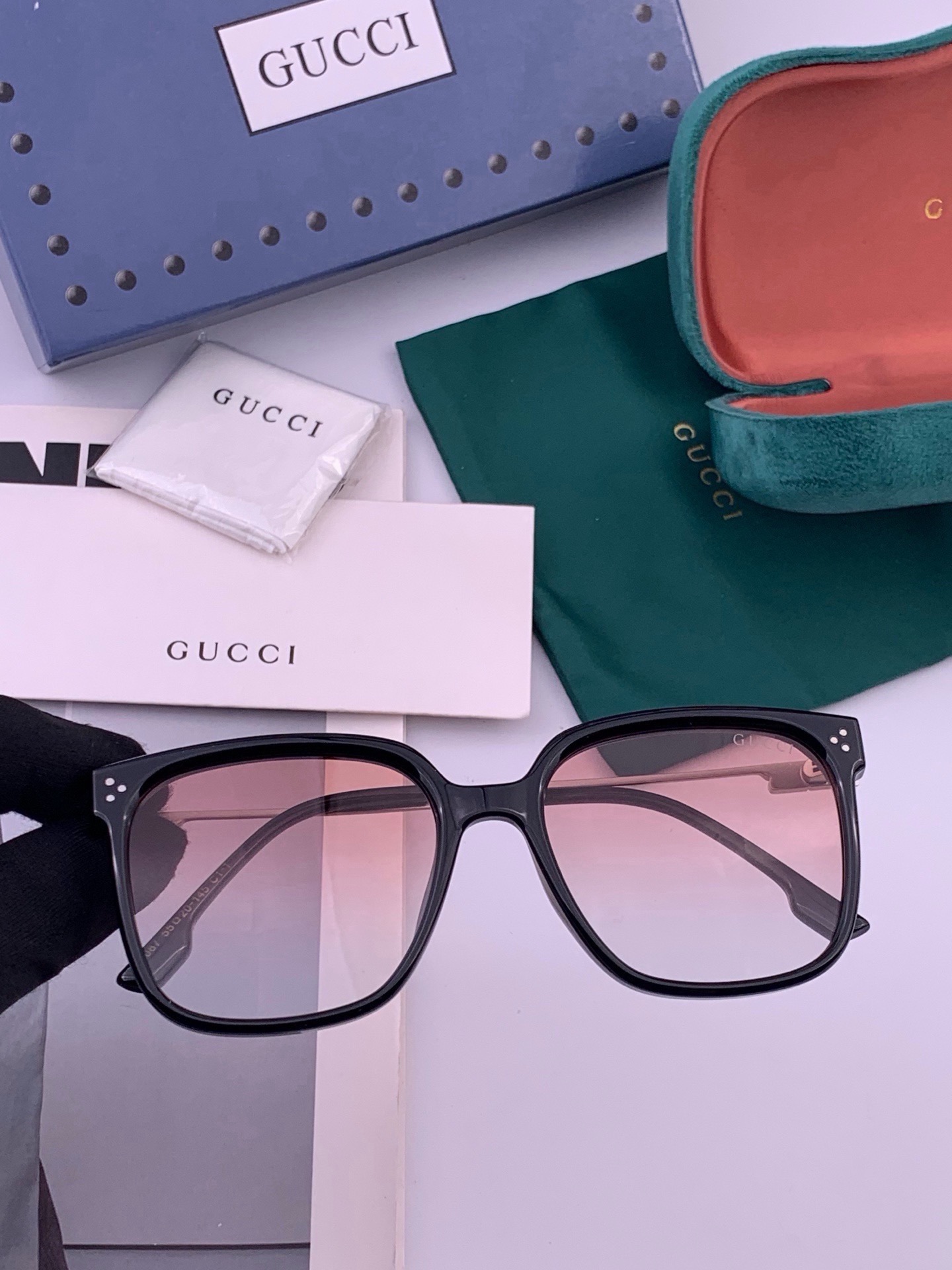 🔺 【GUCCI】开春新款 潮流爆款 时尚方框偏光太阳镜 高品质 佩戴舒适 网红潮款墨镜 女士高清尼龙偏光太阳镜🕶️ 🎉