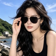 ♦️GUCC* 新款男女情侣款太阳镜多边形墨镜iP电镀永不褪色 超轻超有弹性整幅眼镜无螺丝重要的是压不坏 高清尼龙镜片、 ♦️GUCC* 新款男女情侣款太阳镜多边形墨镜iP电镀永不褪色 超轻超有弹性整幅眼镜无螺丝重要的是压不坏 高清尼龙镜片、