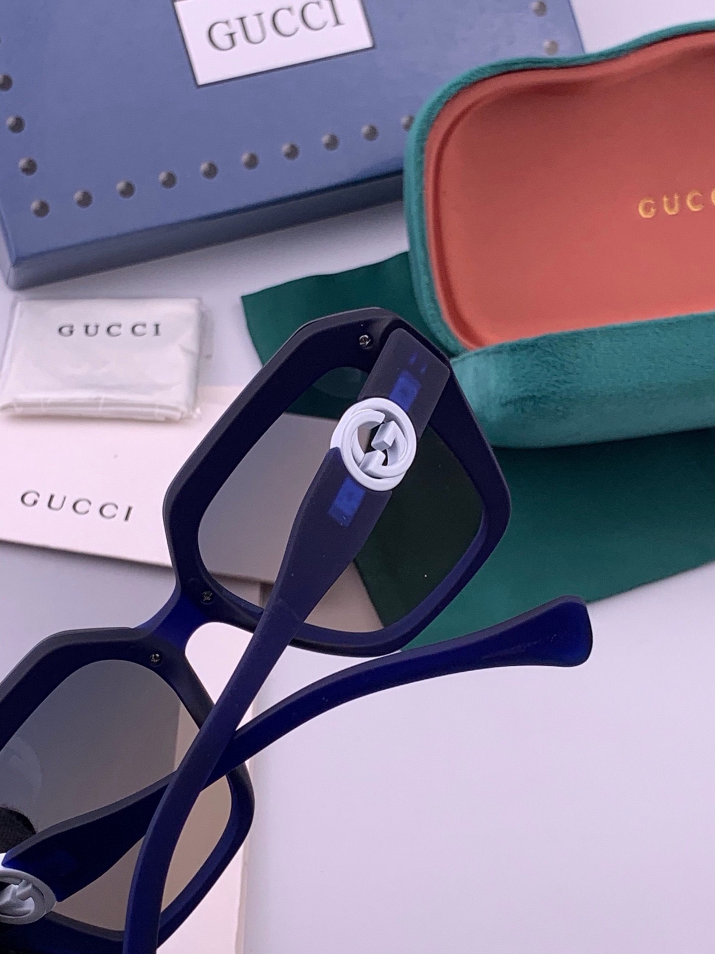 🔺 【GUCCI-偏光太阳镜】开春新款 潮流爆款 时尚方框偏光太阳镜 高品质 佩戴舒适 网红潮款墨镜 女士高清偏光太阳镜