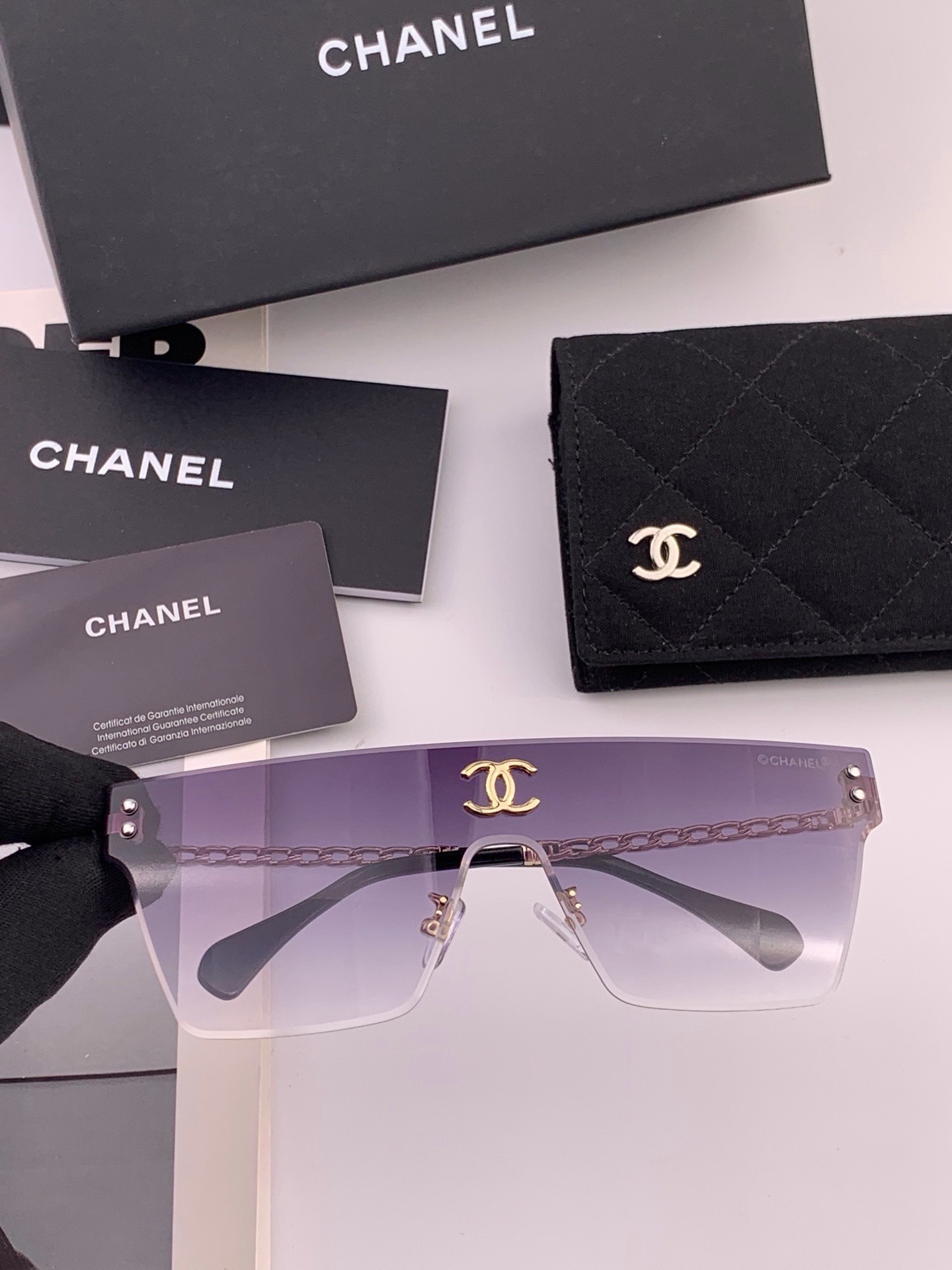 【CHANEL】香奈儿 新款潮流爆款 时尚大框太阳镜 佩戴舒适 网红潮款墨镜  女士高清太阳镜🕶️ 🎉高品质 ♥️♥️型